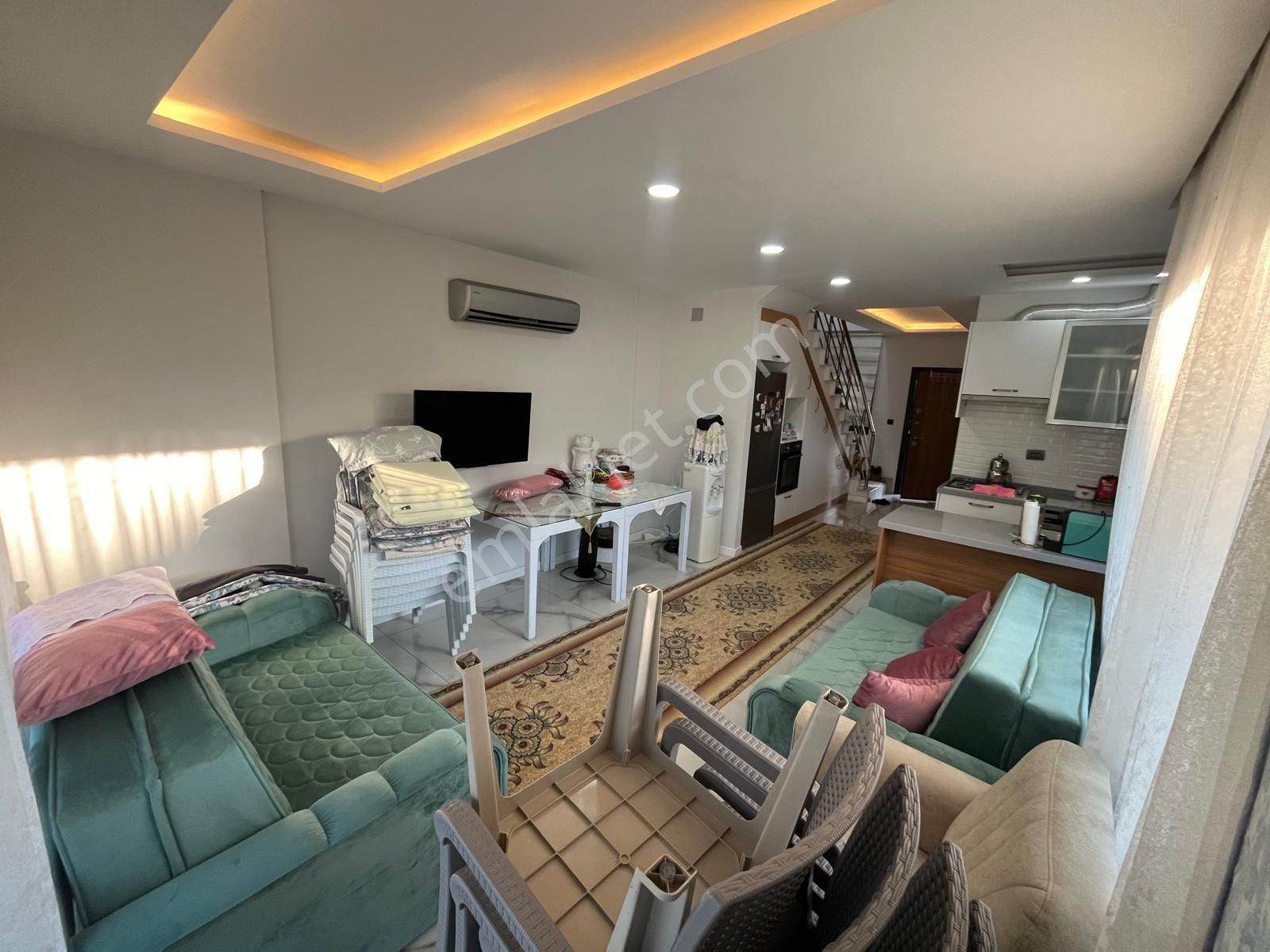 Kuşadası’nda Denize Yakın Köşe Konum Havuzlu Eşyalı Satılık - Görsel 5