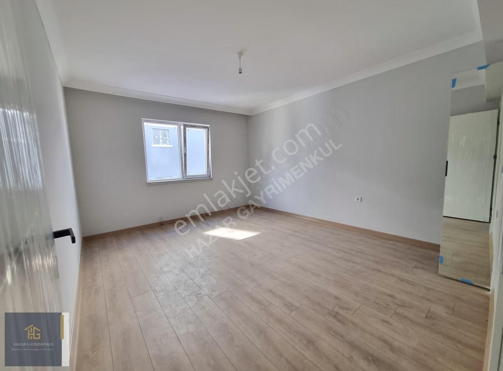 Sincan Yenikente Çarşı İçinde Çok Geniş Daire Arıyanlar İçin 3+1 - Görsel 13