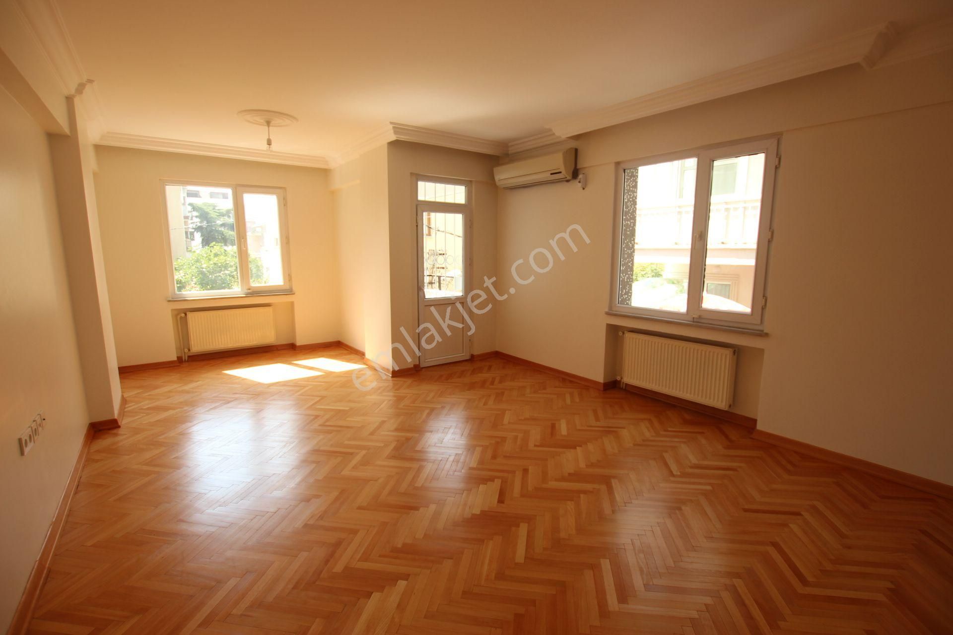 Minüse Caddesine Yakın, Geniş, Ferah, İyi Konumlu 3+1 Satılık - Görsel 2