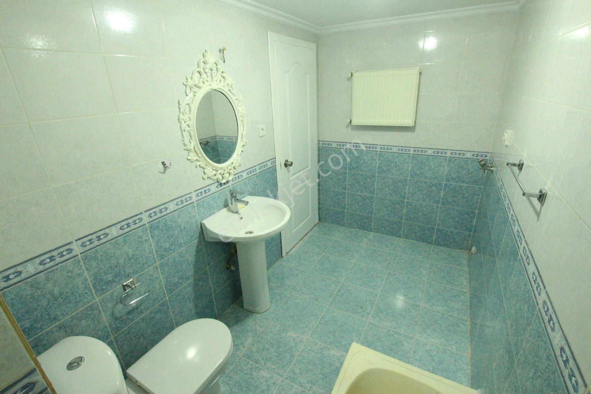 Minüse Caddesine Yakın, Geniş, Ferah, İyi Konumlu 3+1 Satılık - Görsel 12