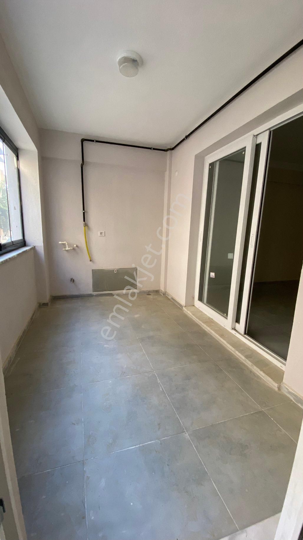 Merkezde Tapu Masrafsız 4+1 Giriş Katı - Görsel 9