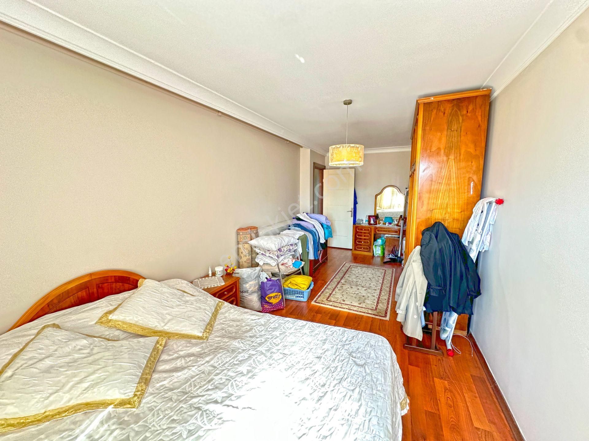 Bahçelievler Siyavuşpaşa'da 140 M2 Geniş 3+1 İskanlı Daire - Görsel 23