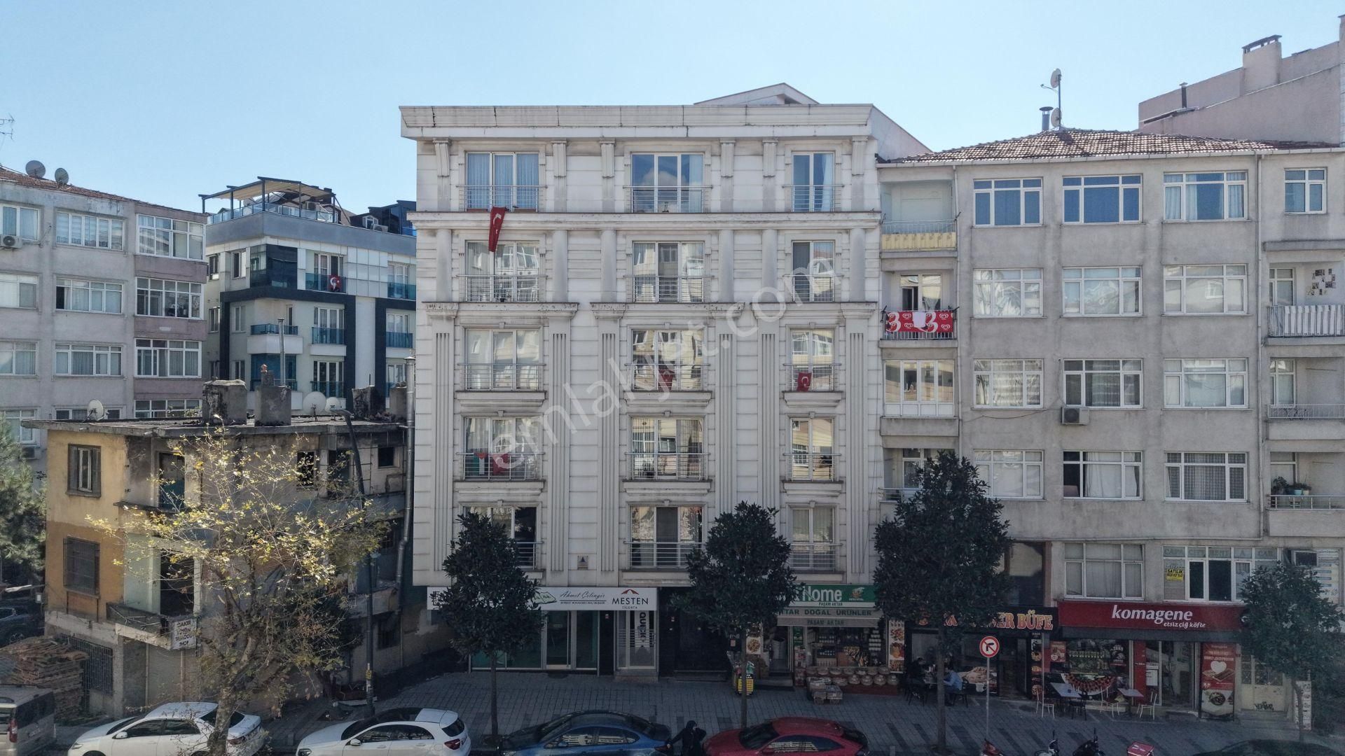 Bahçelievler Siyavuşpaşa'da 140 M2 Geniş 3+1 İskanlı Daire