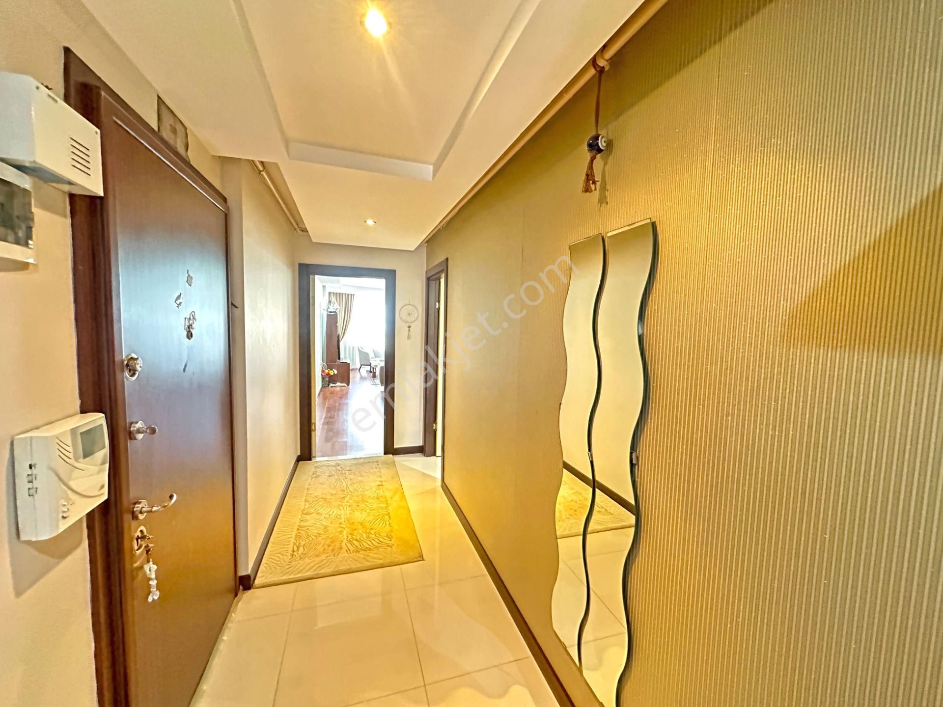 Bahçelievler Siyavuşpaşa'da 140 M2 Geniş 3+1 İskanlı Daire - Görsel 24