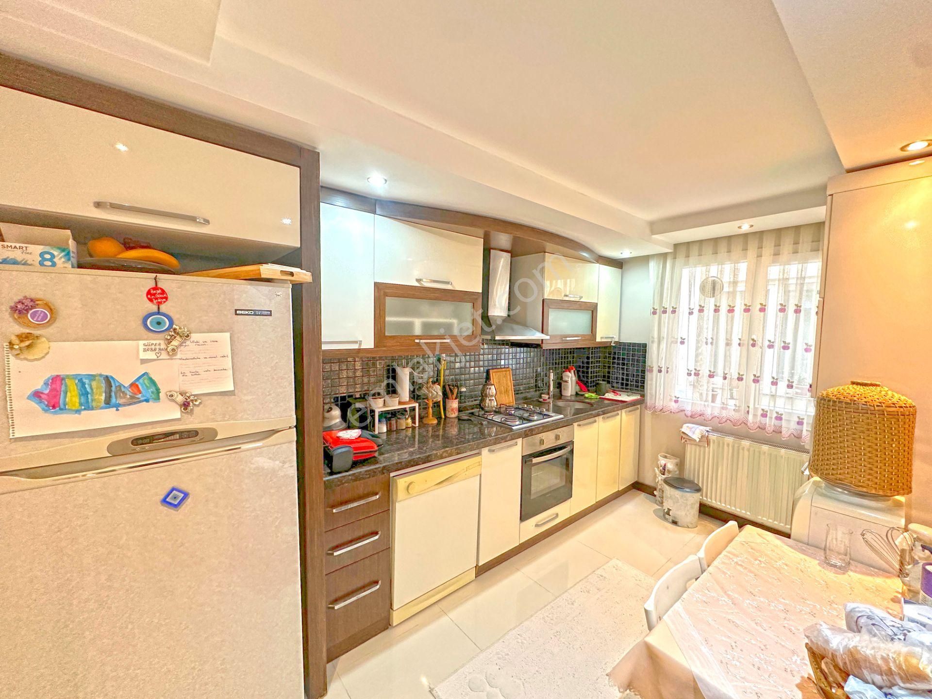 Bahçelievler Siyavuşpaşa'da 140 M2 Geniş 3+1 İskanlı Daire - Görsel 5