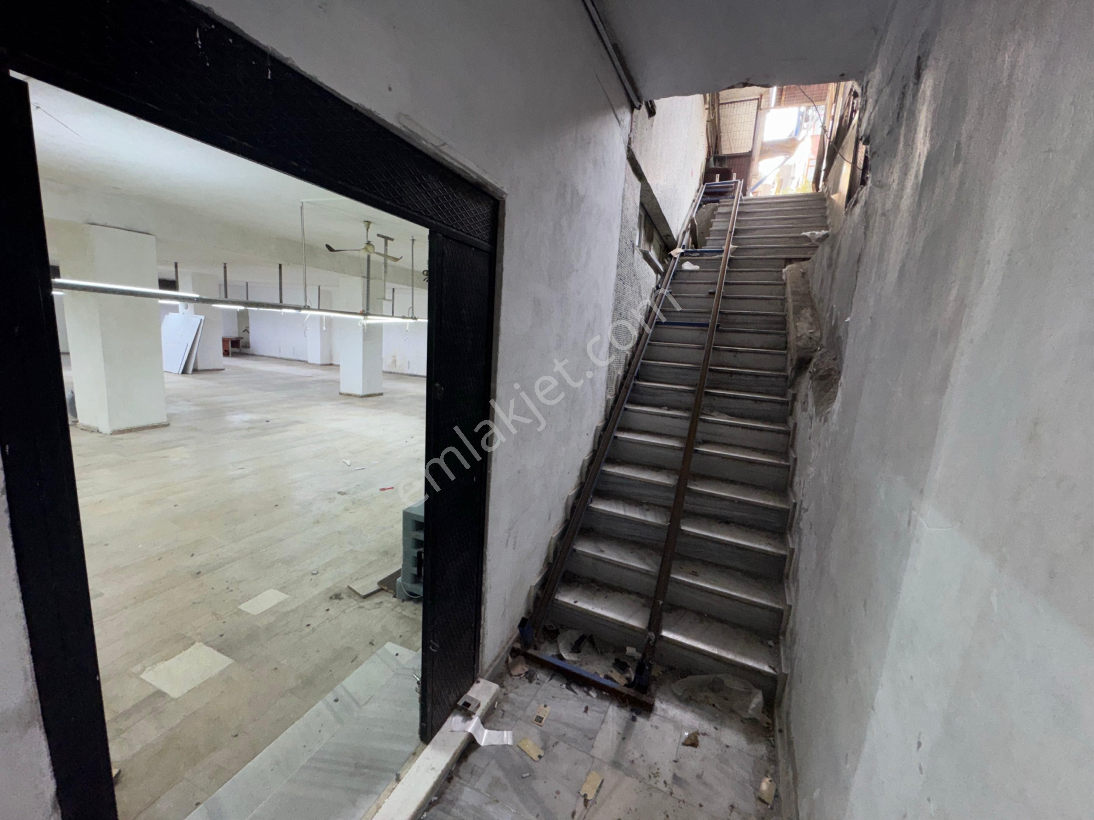Zaferyapıdan Kiralıkdükkan 300m2 Sanayielektrikli İşhanı 7/24 Çalışma İstanbul Sultangazi Cebecimhde - Görsel 25