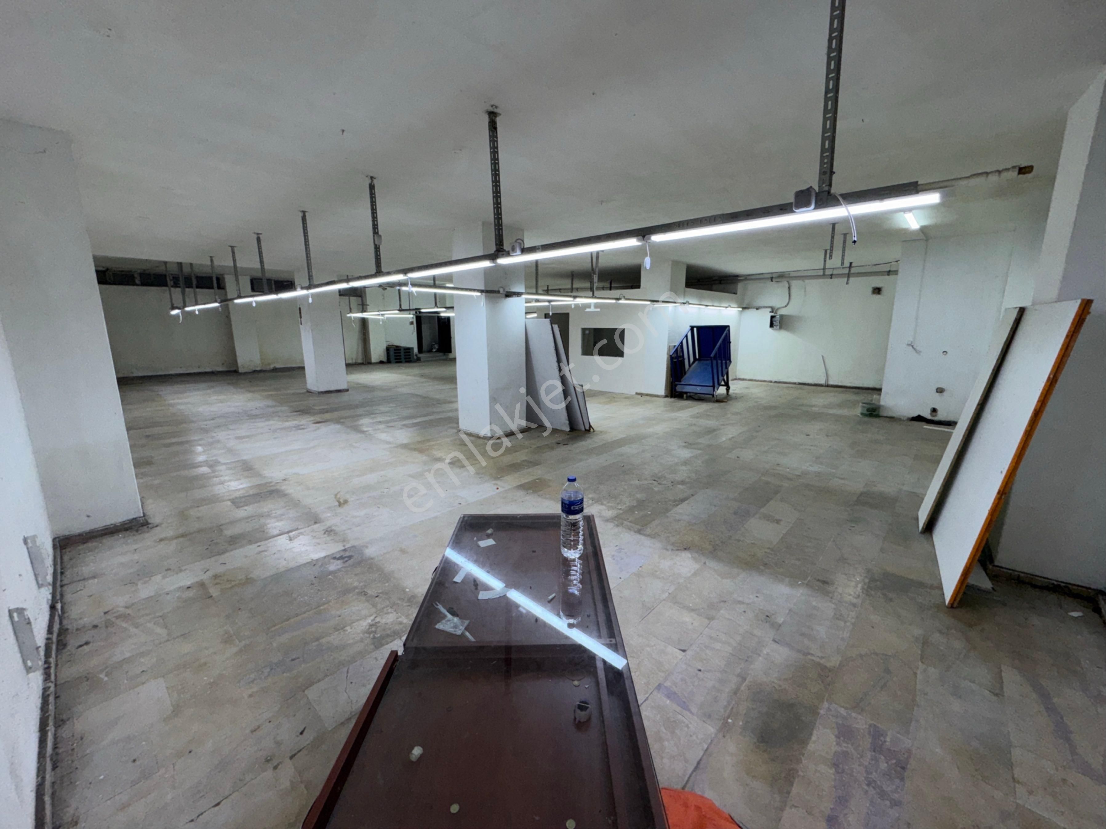 Zaferyapıdan Kiralıkdükkan 300m2 Sanayielektrikli İşhanı 7/24 Çalışma İstanbul Sultangazi Cebecimhde - Görsel 9