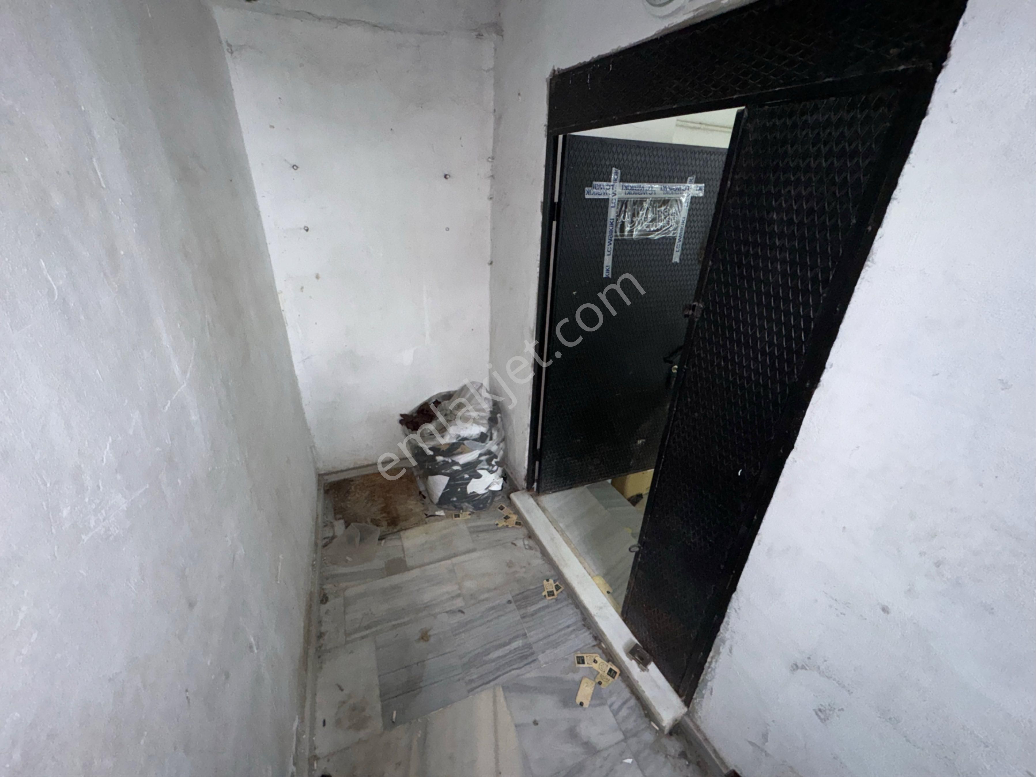 Zaferyapıdan Kiralıkdükkan 300m2 Sanayielektrikli İşhanı 7/24 Çalışma İstanbul Sultangazi Cebecimhde - Görsel 26