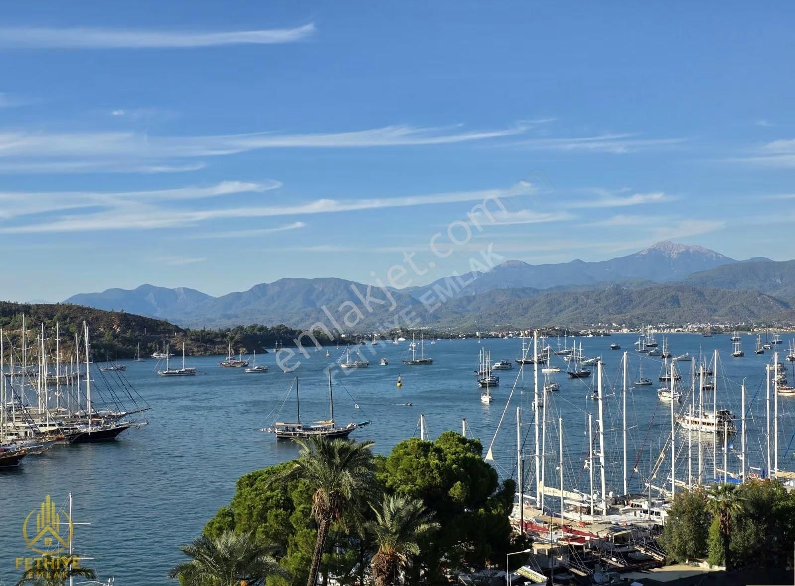 Fethiye Merkez'de 3+1 180m2 Bahçeli Deniz Manzaralı Ev - Görsel 9