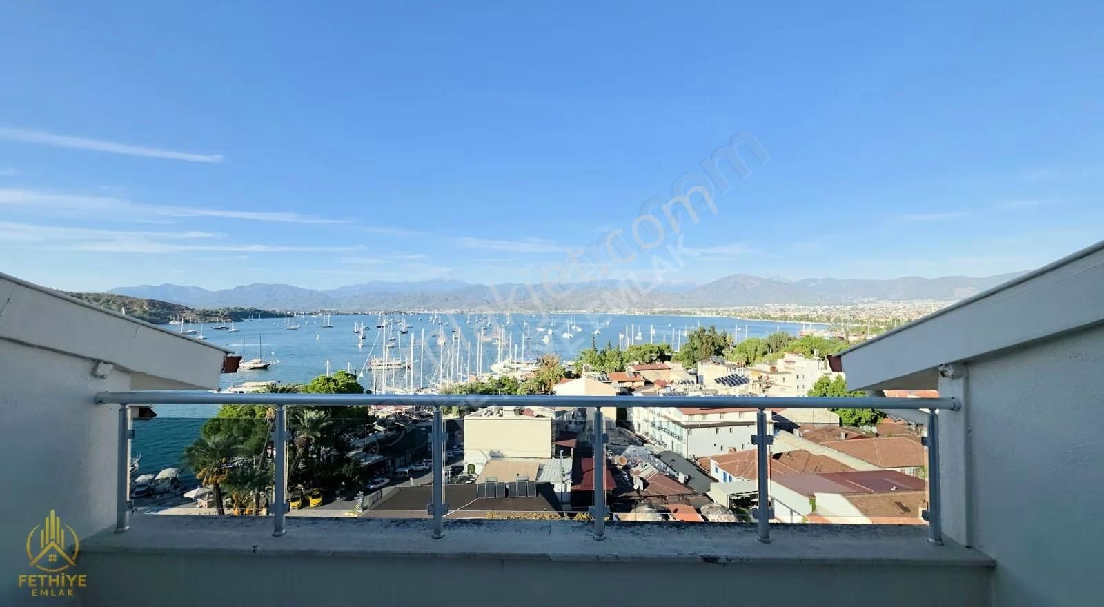 Fethiye Merkez'de 3+1 180m2 Bahçeli Deniz Manzaralı Ev - Görsel 14