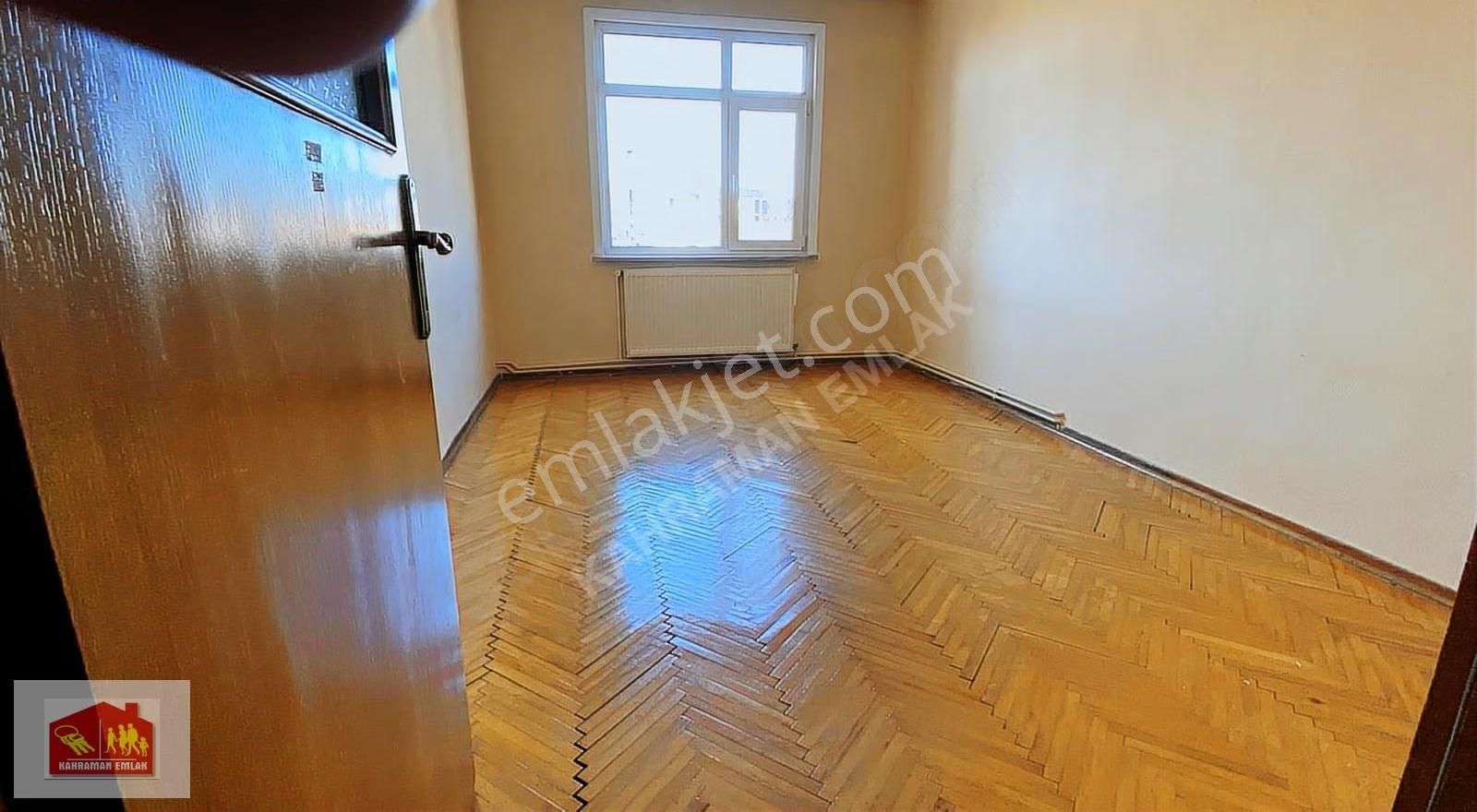 Kaynarca'da Çarşıya Marmaray'a Yakın 3+1 Geniş Daire - Görsel 13