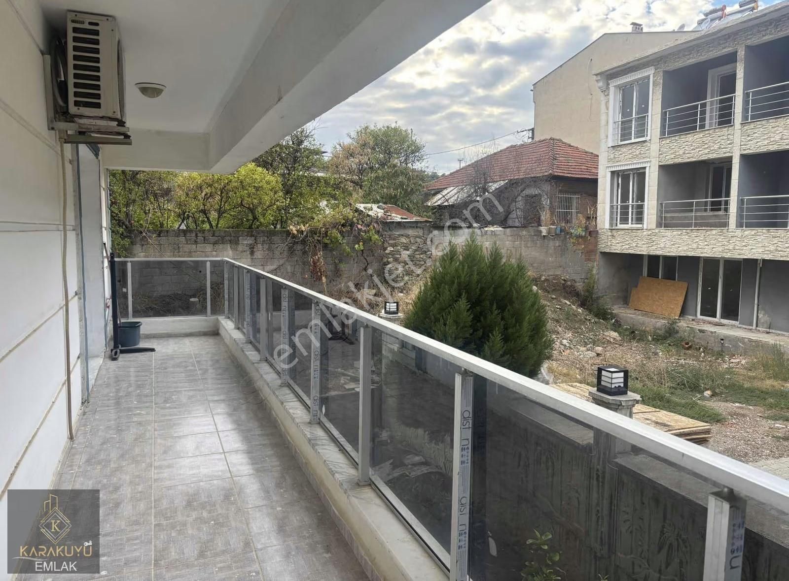 Karakuyu Emlak Dan Balkonlu Daire - Görsel 11
