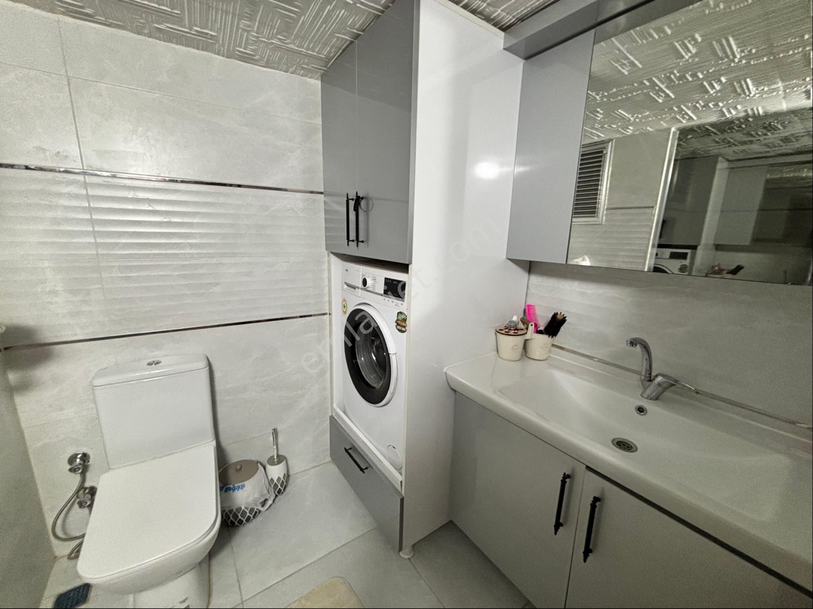 Bornova Merkezde Tertemiz Satılık 3+1 Daire - Görsel 26