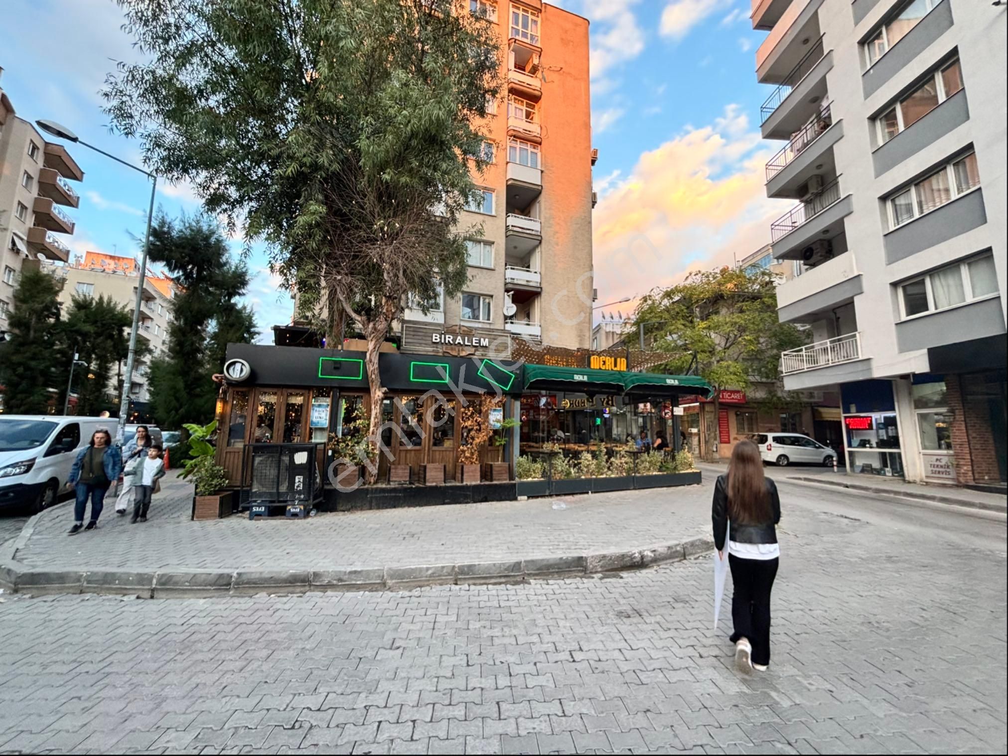 Bornova Merkezde Tertemiz Satılık 3+1 Daire - Görsel 24