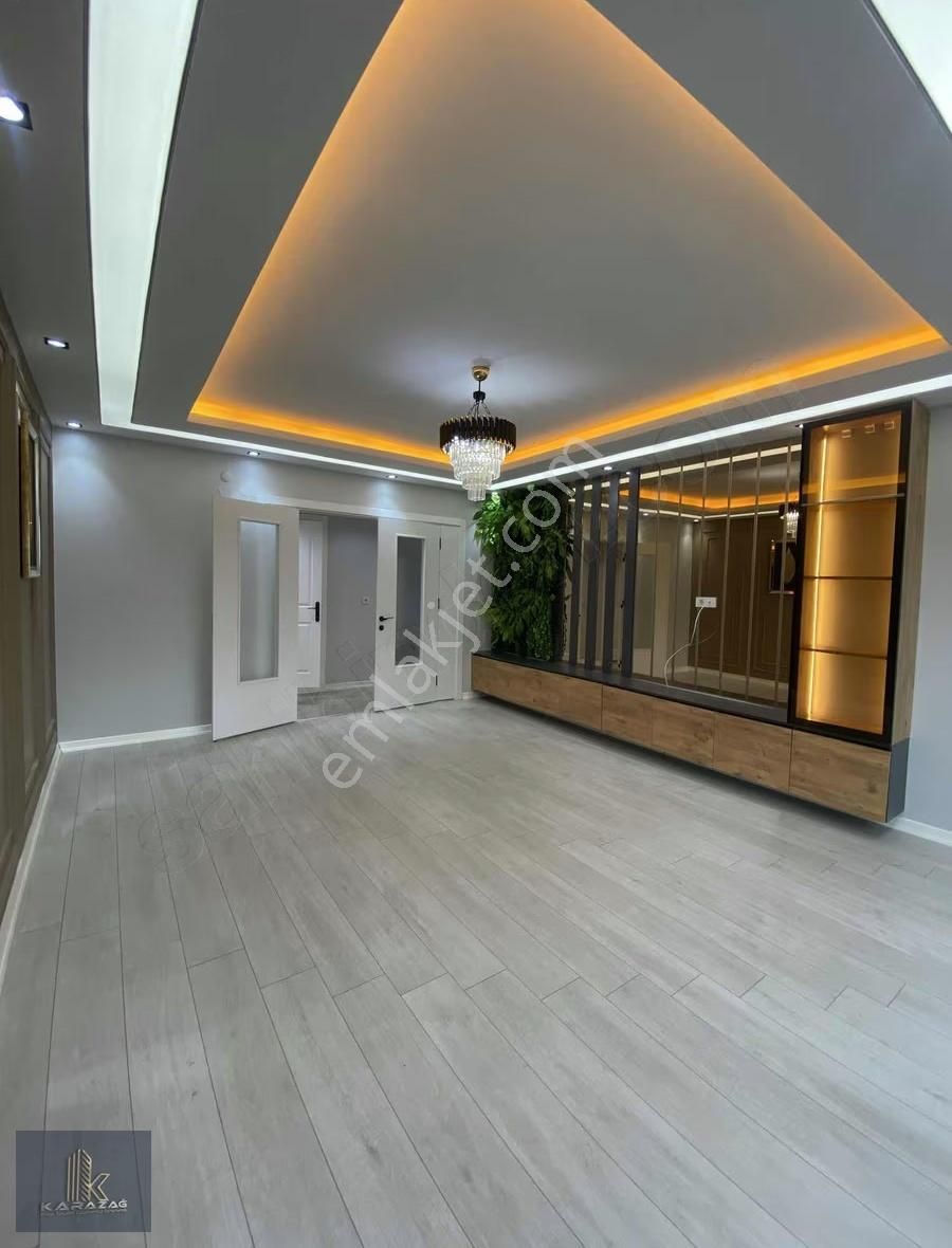 Marmara Park Arkasında Satılık 2+1 Vip Daire