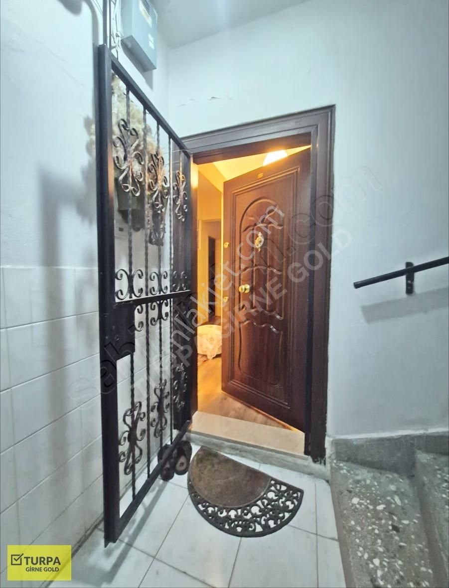 Merkezde Çift Cepheli Bahçeli Kullanışlı Satılık 3+1 Daire - Görsel 2