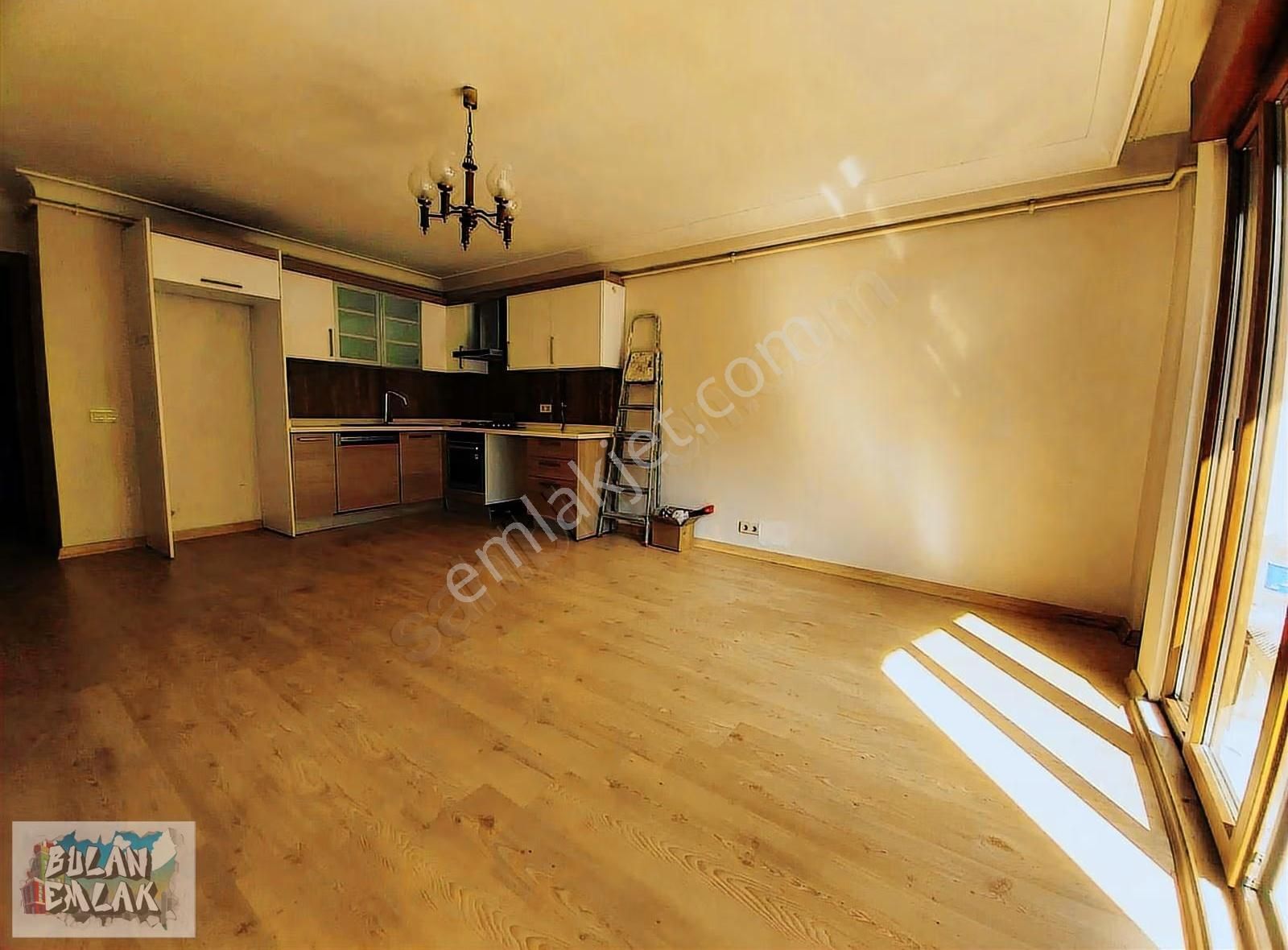 Bulan'dan Ortaköy'de Genç Binada Caddeye Yakın 1+1 Yüksek Giriş - Görsel 32