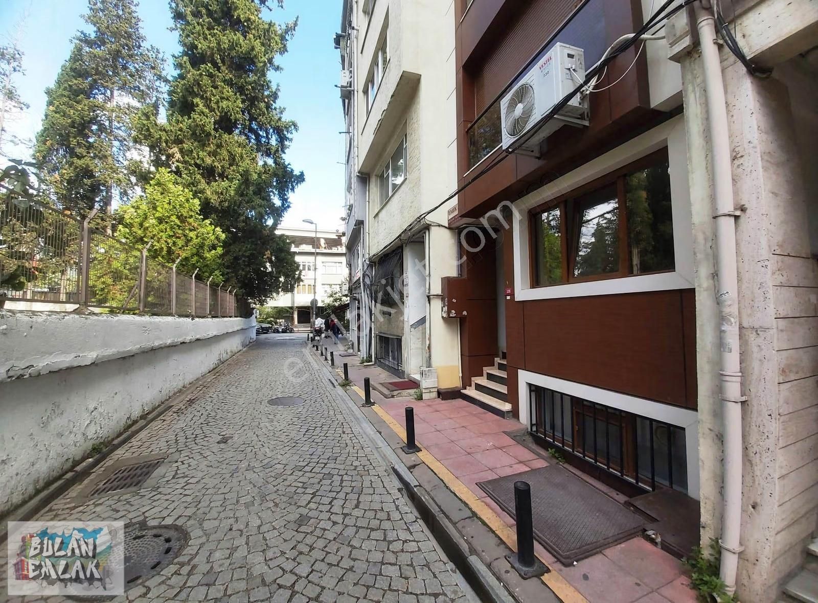 Bulan'dan Ortaköy'de Genç Binada Caddeye Yakın 1+1 Yüksek Giriş - Görsel 10