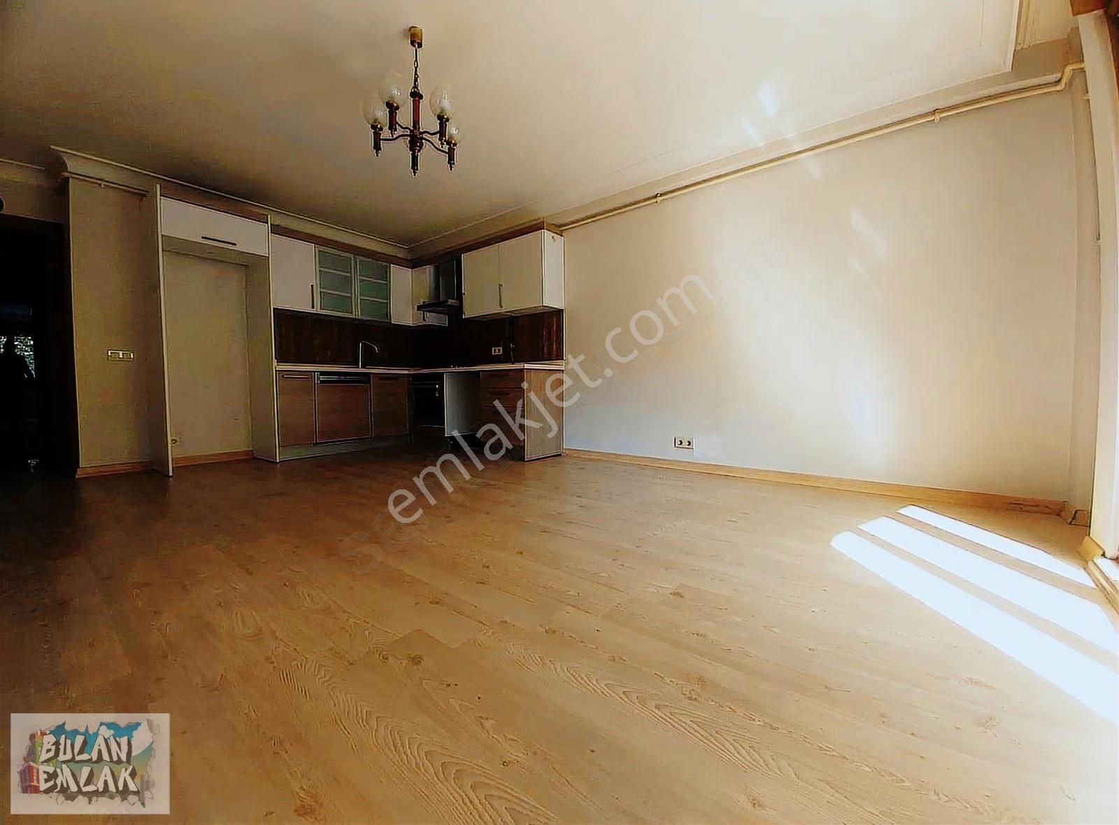 Bulan'dan Ortaköy'de Genç Binada Caddeye Yakın 1+1 Yüksek Giriş - Görsel 20