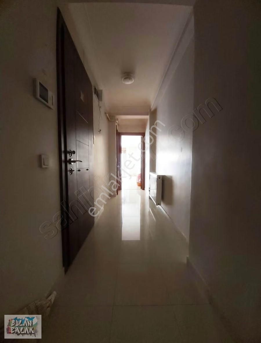 Bulan'dan Ortaköy'de Genç Binada Caddeye Yakın 1+1 Yüksek Giriş - Görsel 13