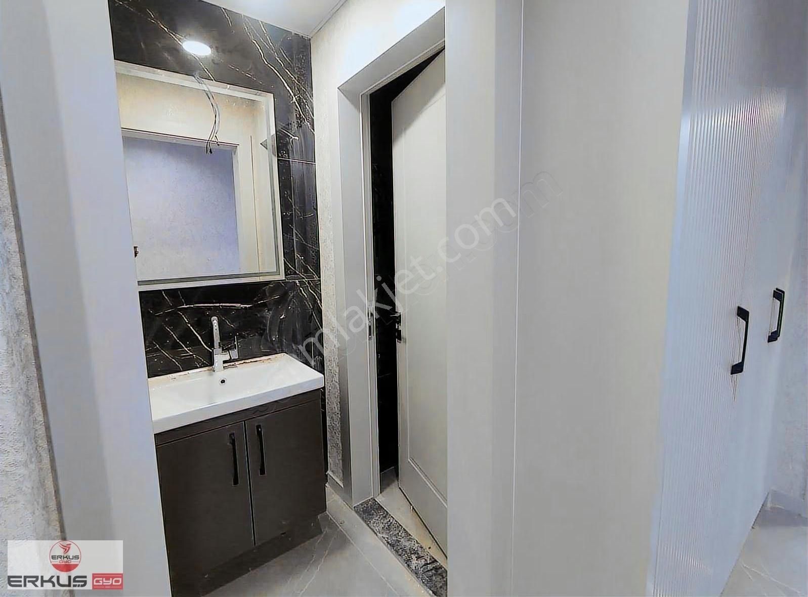 Erkuş Gayrimenkul'den 1200 Evlerde Güzel Konumda 3+1 Sıfır Daire - Görsel 11