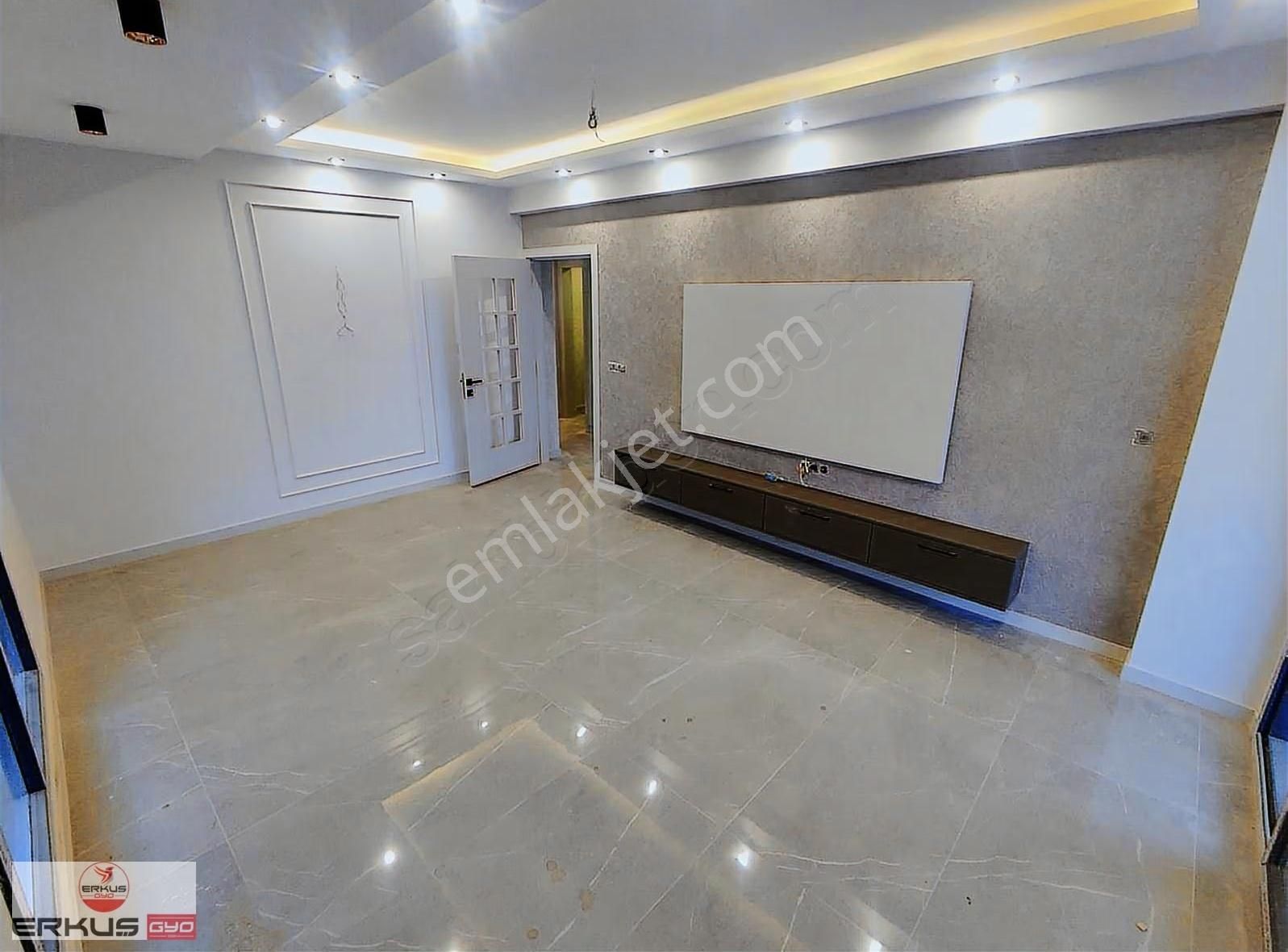 Erkuş Gayrimenkul'den 1200 Evlerde Güzel Konumda 3+1 Sıfır Daire - Görsel 8