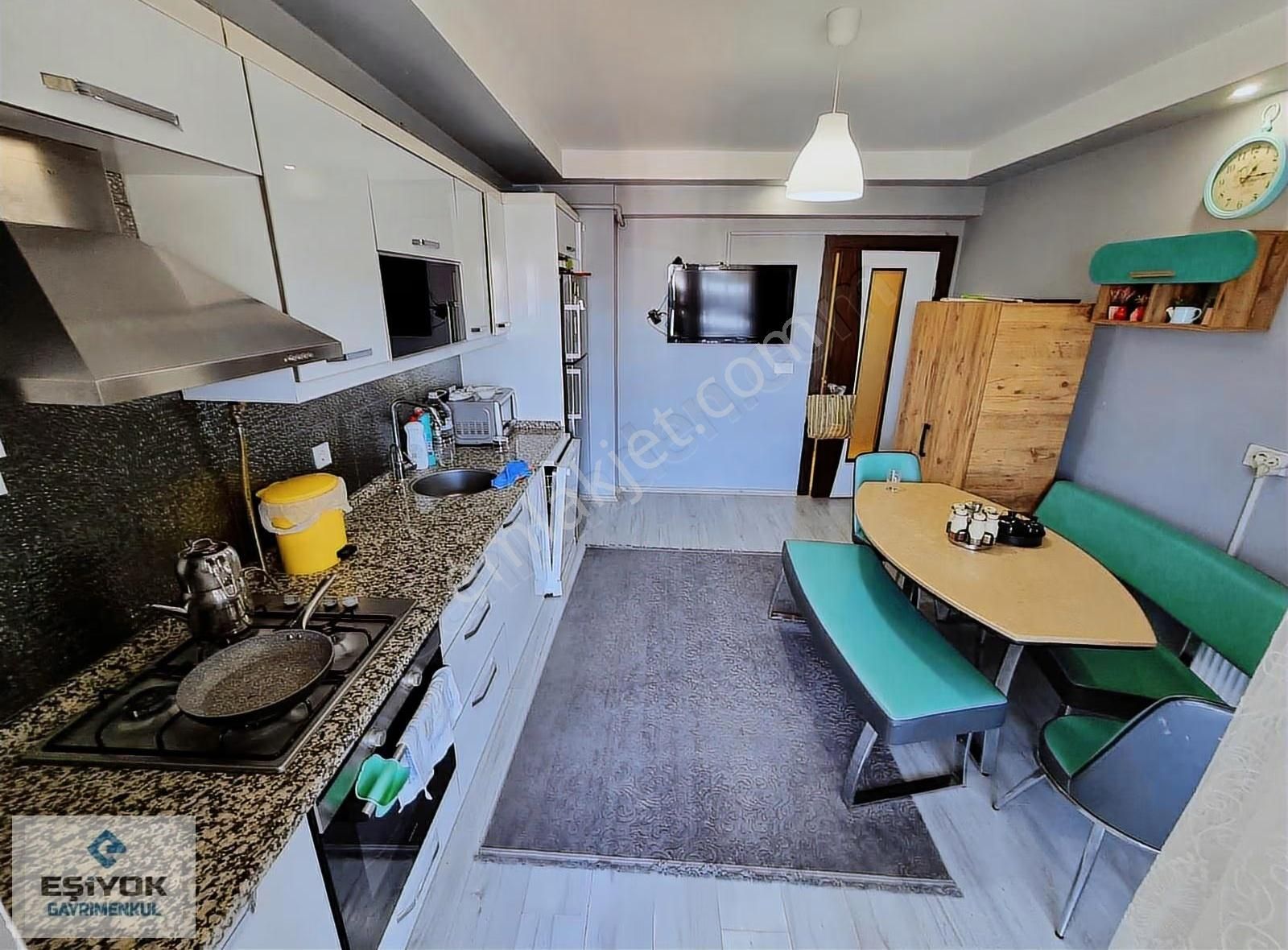 Ertuğrul Mahallesinde - Görsel 19