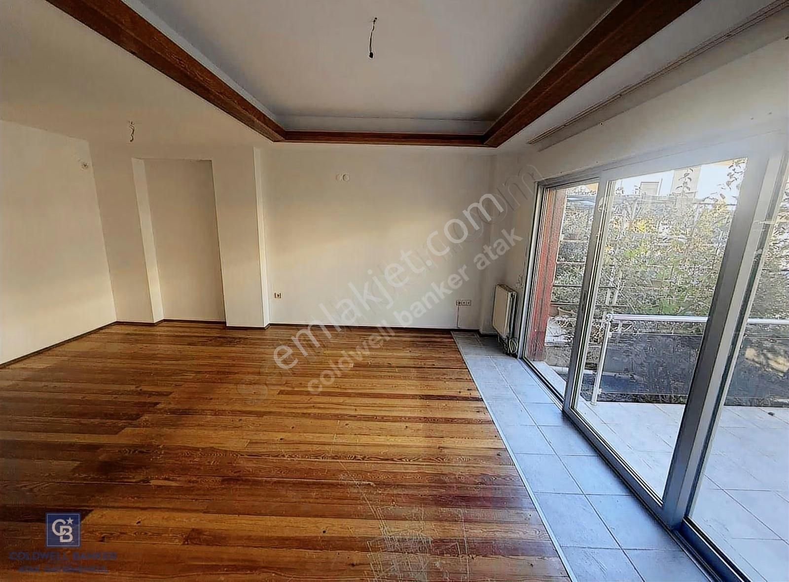 Urla Zeytinalanı Çamlıçay'da Satılık Villa - Görsel 2