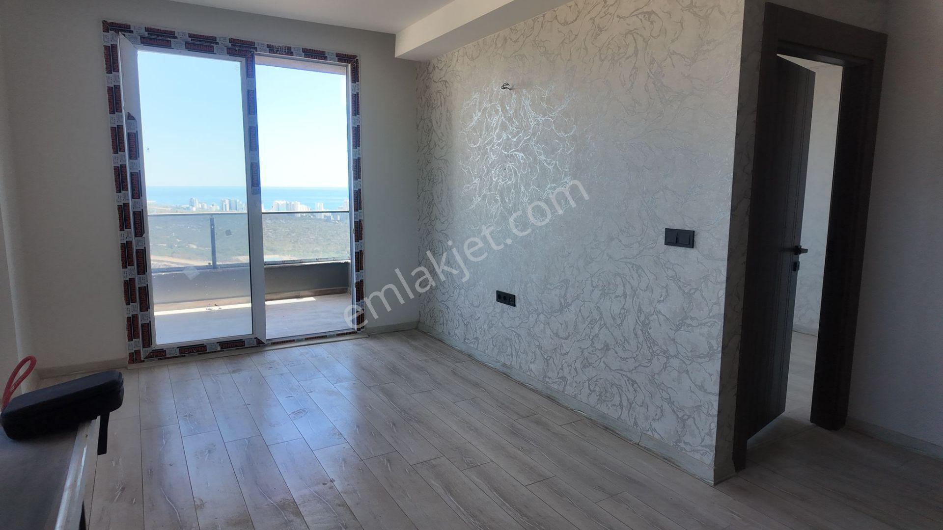 Ayaşta Deniz Manzaralı Havuzlu Site İçerisinde 1+1 Satılık Daire - Görsel 4