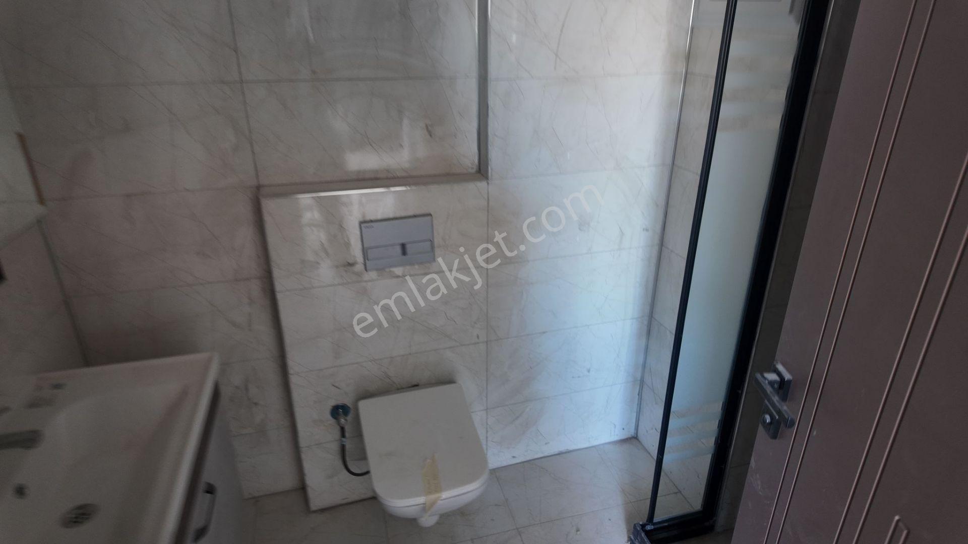 Ayaşta Deniz Manzaralı Havuzlu Site İçerisinde 1+1 Satılık Daire - Görsel 11