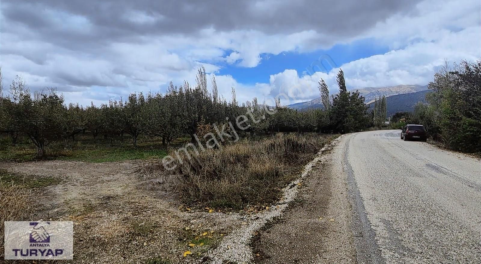 Antalya Elmalı Akçay -armutlu Yoluna Sıfır Satılık 4500 M2 Bahçe - Görsel 6