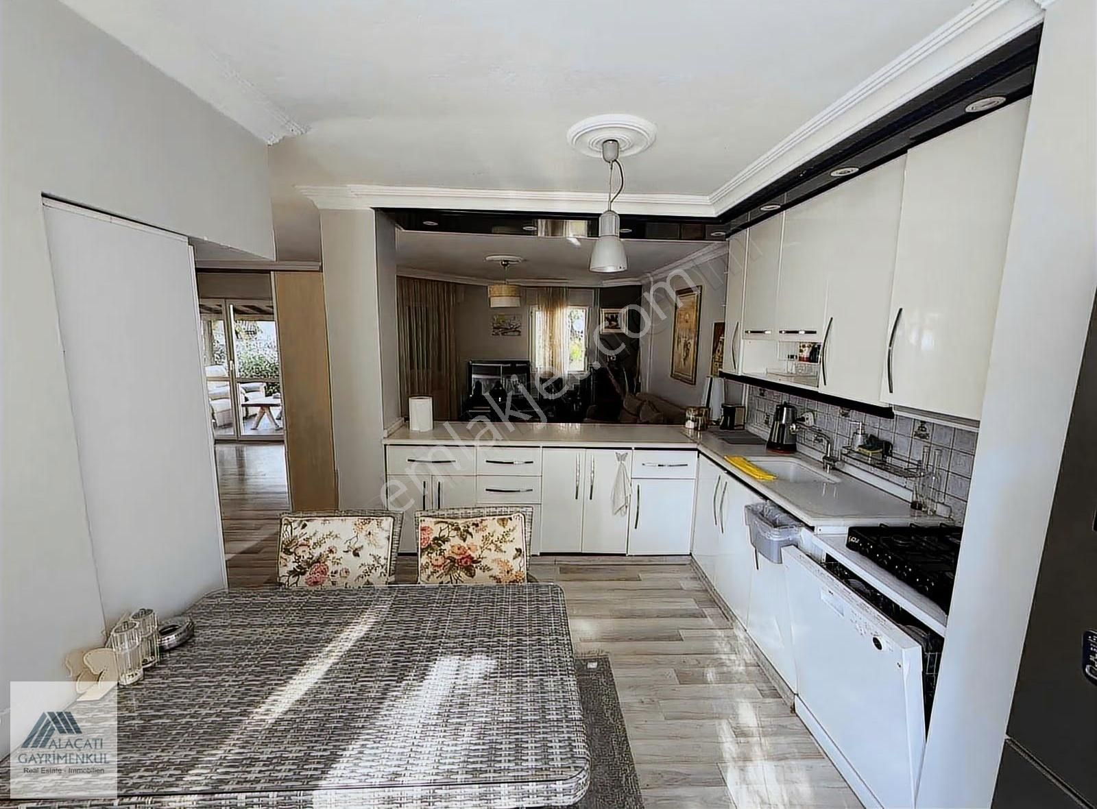 Alaçatı Gayrimenkulden Mamurbaba Site İçinde 4+1 Satılık Villa - Görsel 12