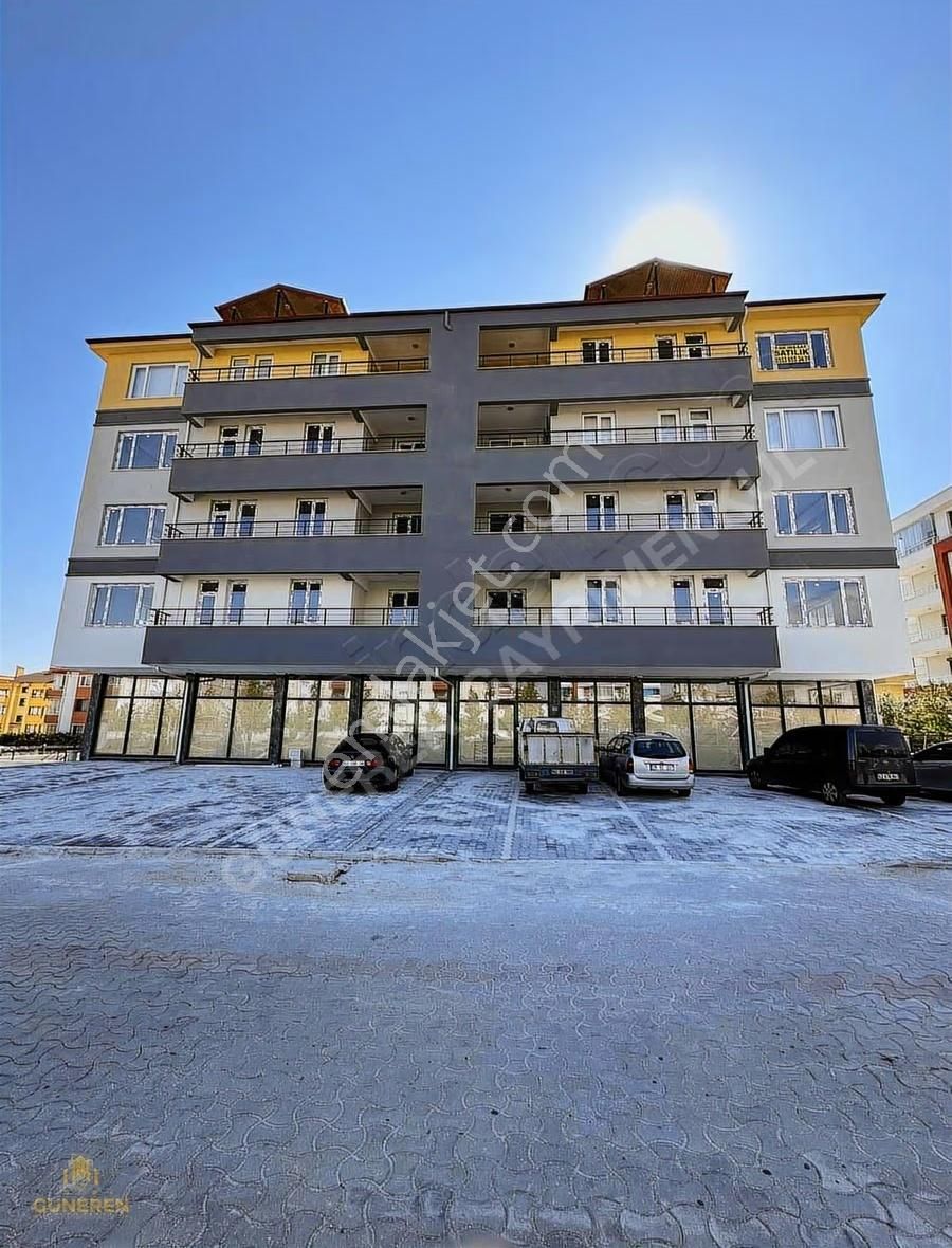 Güneren'den Ahmet Yesevi Caddesi Üzeri Sıfır 3+1 Satılık Daire!!