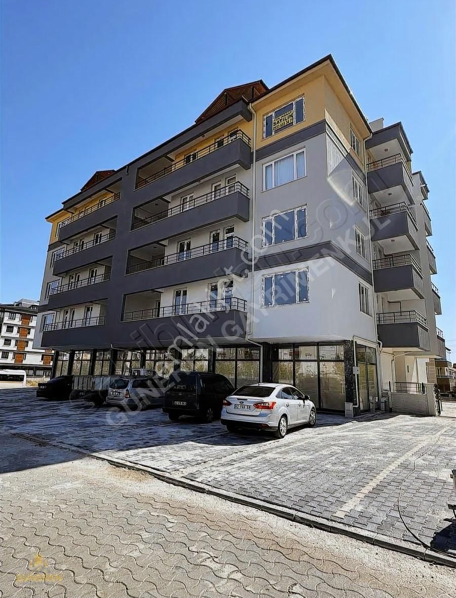 Güneren'den Ahmet Yesevi Caddesi Üzeri Sıfır 3+1 Satılık Daire!! - Görsel 17