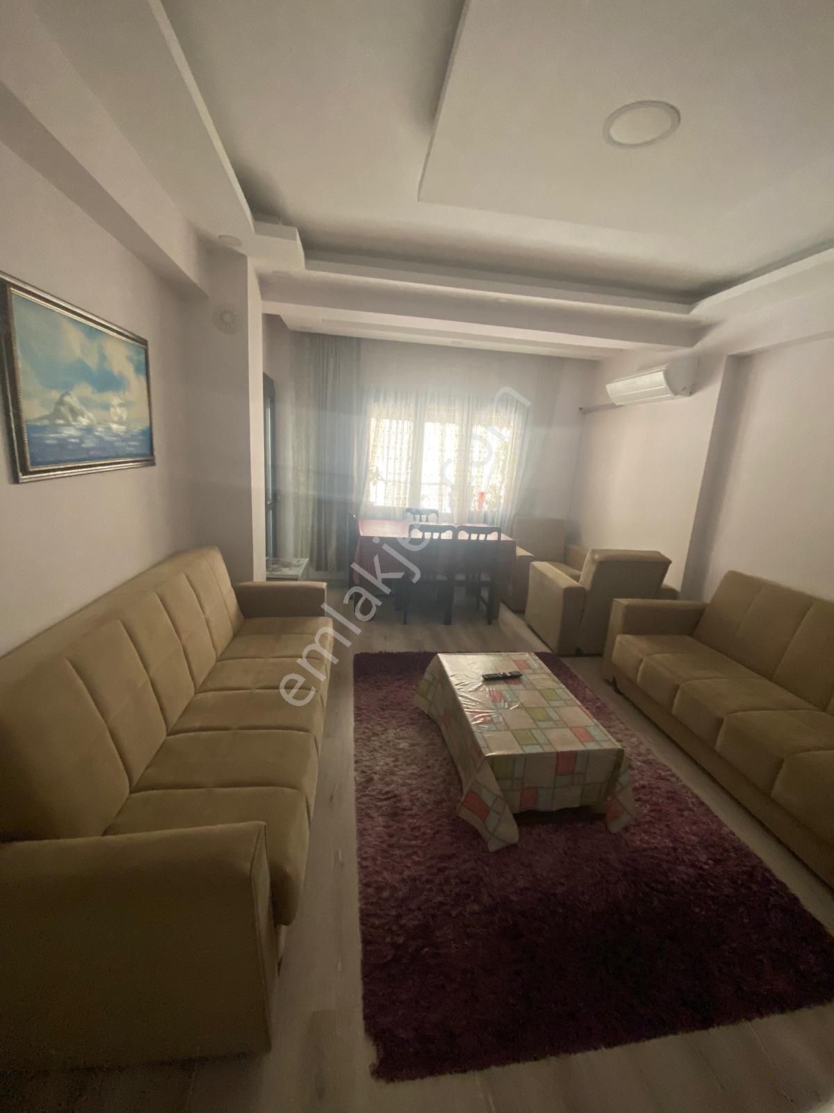 Karşıyaka Merkez’de Satılık 2+1 Daire - Görsel 3