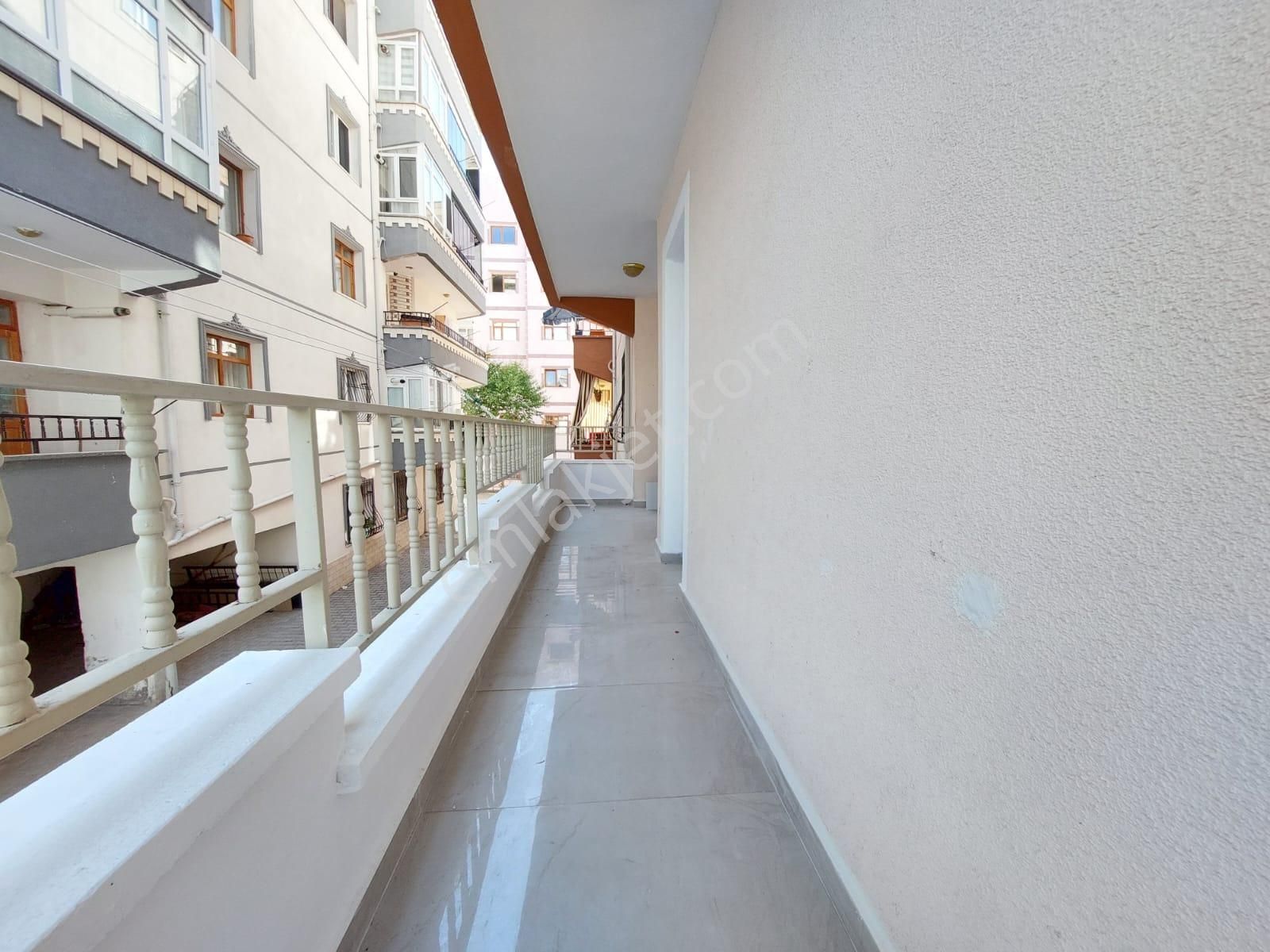 Piyade Mah De Satılık 3+1 Arakat Full Yapılı Ön Cephe Daire - Görsel 18