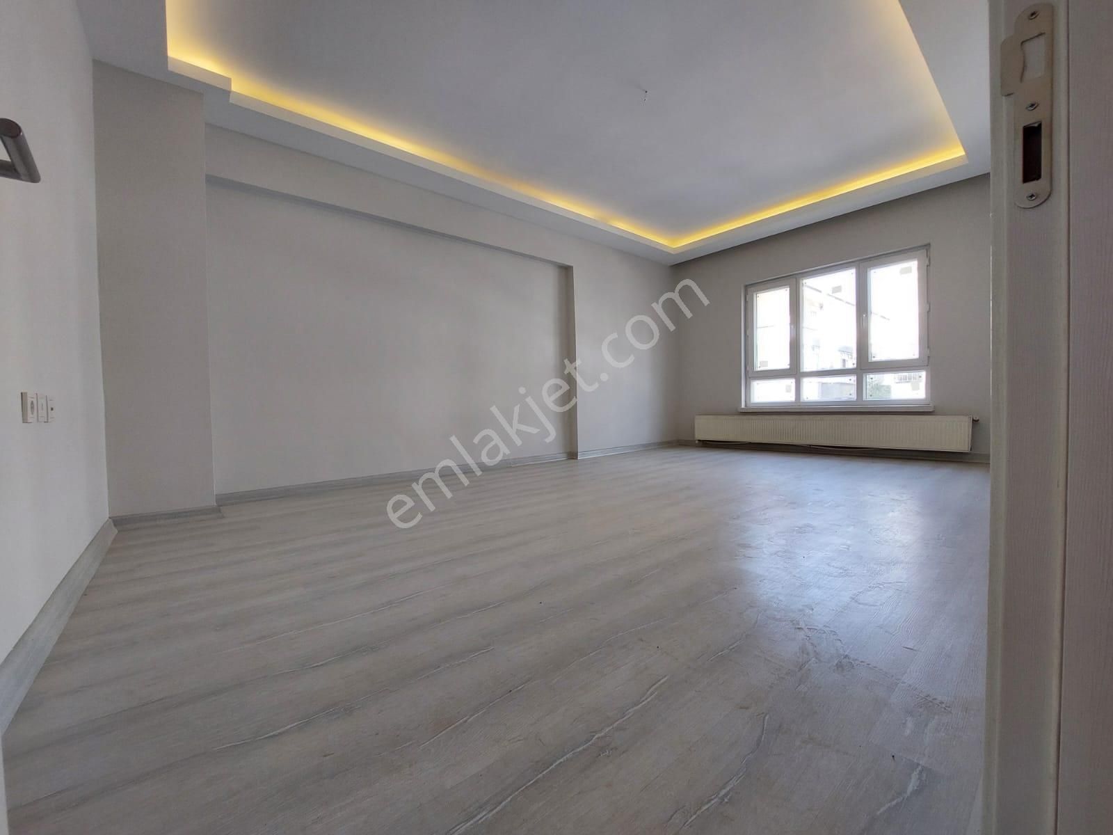 Piyade Mah De Satılık 3+1 Arakat Full Yapılı Ön Cephe Daire - Görsel 12