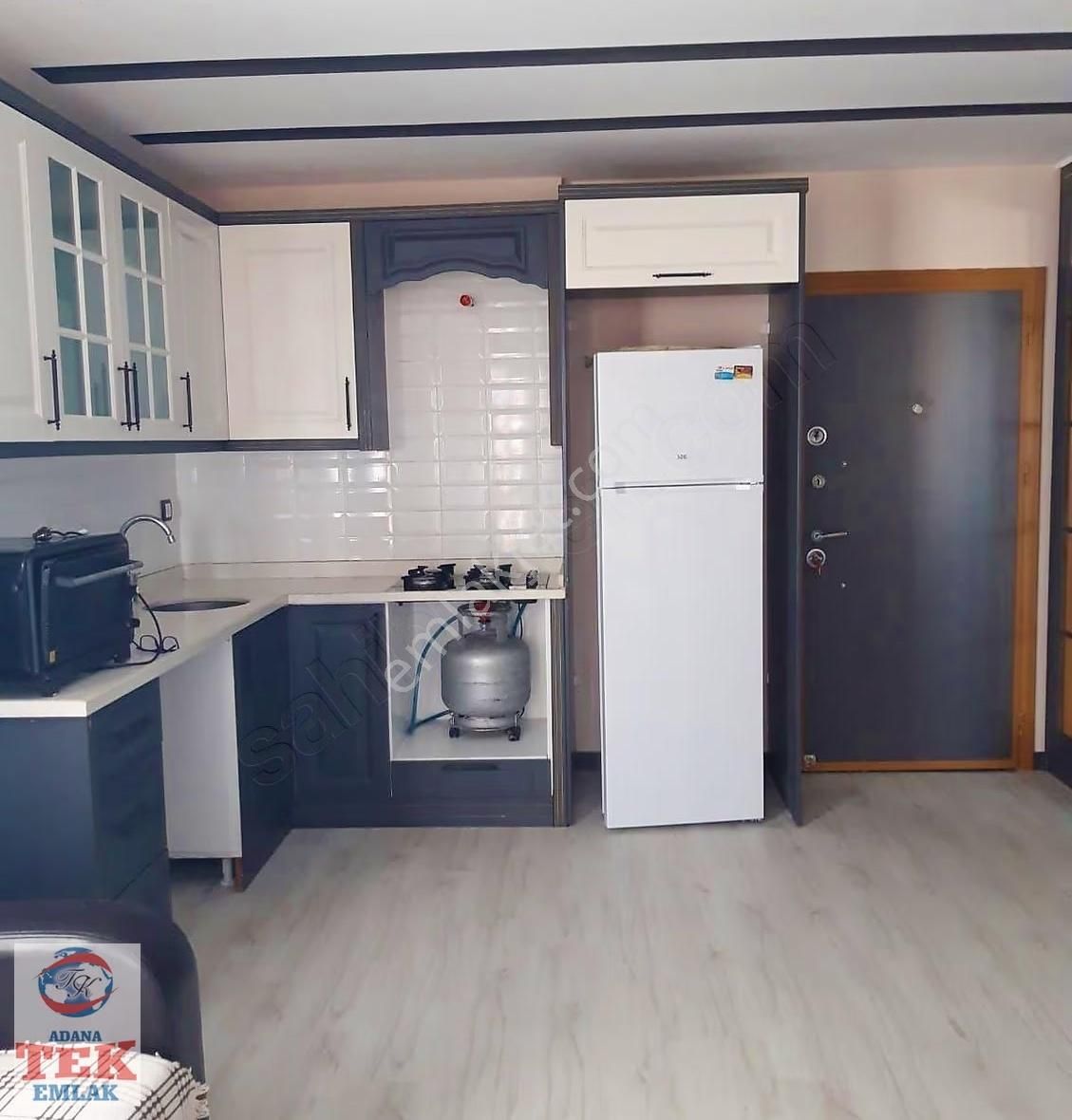 A.türkeş Üniversitesi Yakını Site İçi Eşyalı 1+1 Kiralık Daire