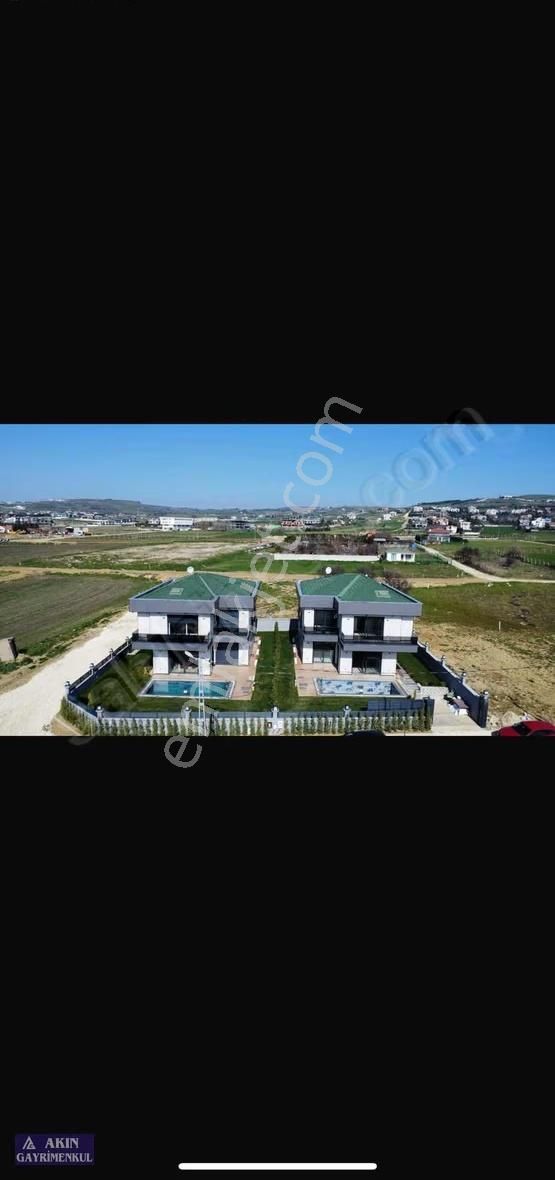 Büyükçekmece'de Sıfır 7+1 Havuzlu Villa - Görsel 6