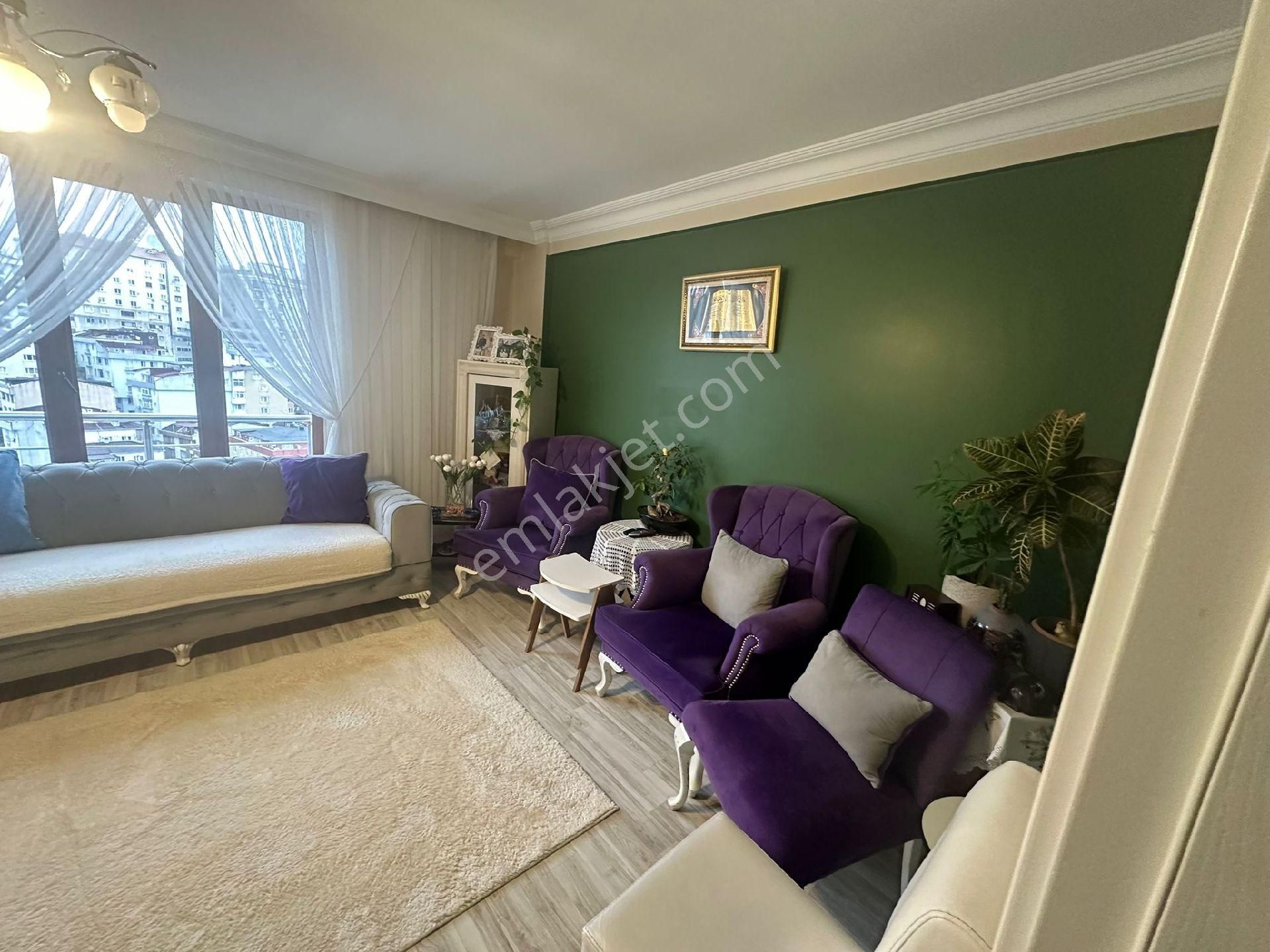 Mecidiye Köy Kuş Tepe Mahallesinde Yavru Kuş Sokakta 3+1 Satılık Dubleks - Görsel 3