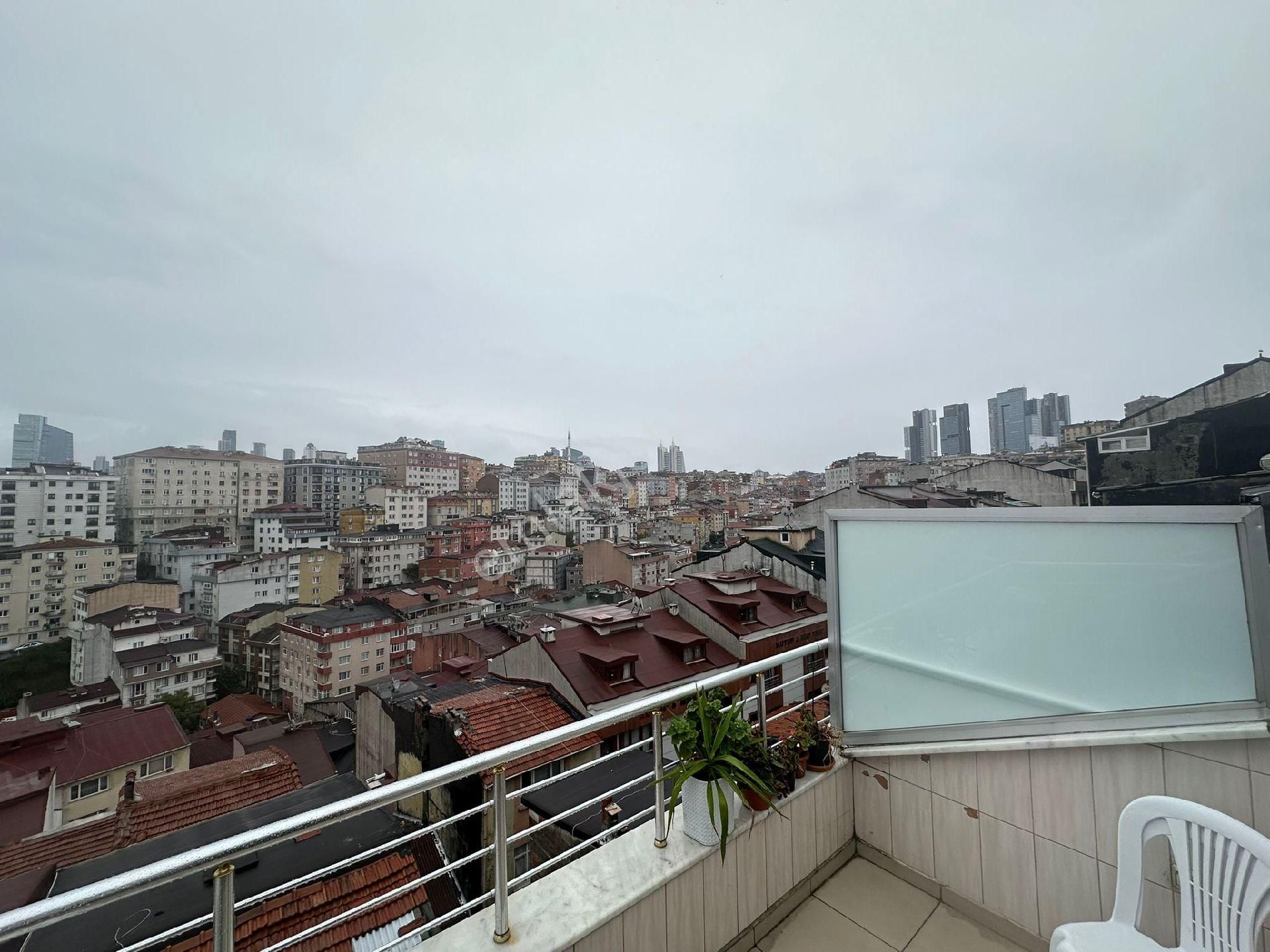 Mecidiye Köy Kuş Tepe Mahallesinde Yavru Kuş Sokakta 3+1 Satılık Dubleks - Görsel 23