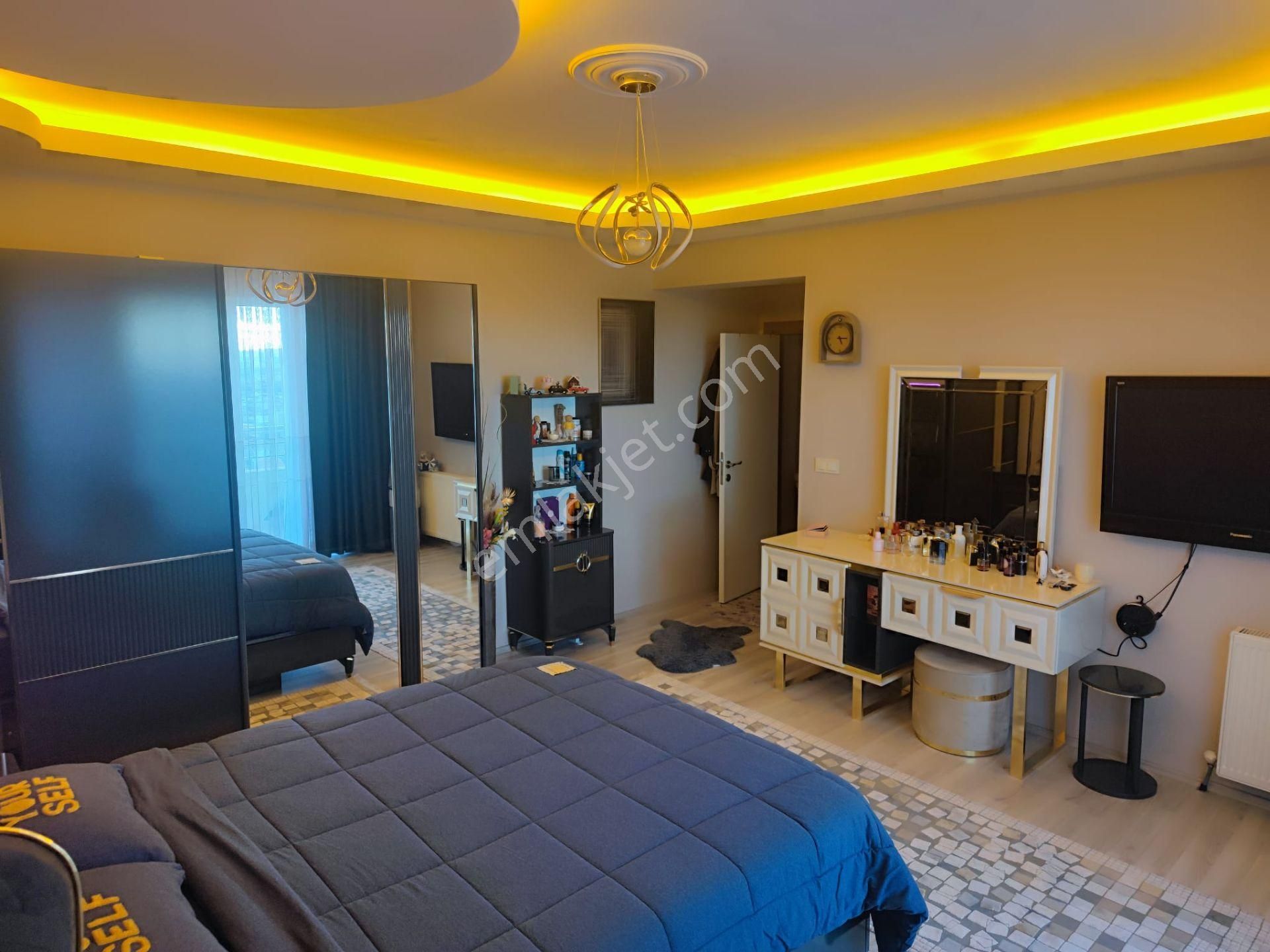 Kayalar'da Ankara Manzaralı Ara Katta 3+1 Lüks Yapılı Fırsat Daire - Görsel 12