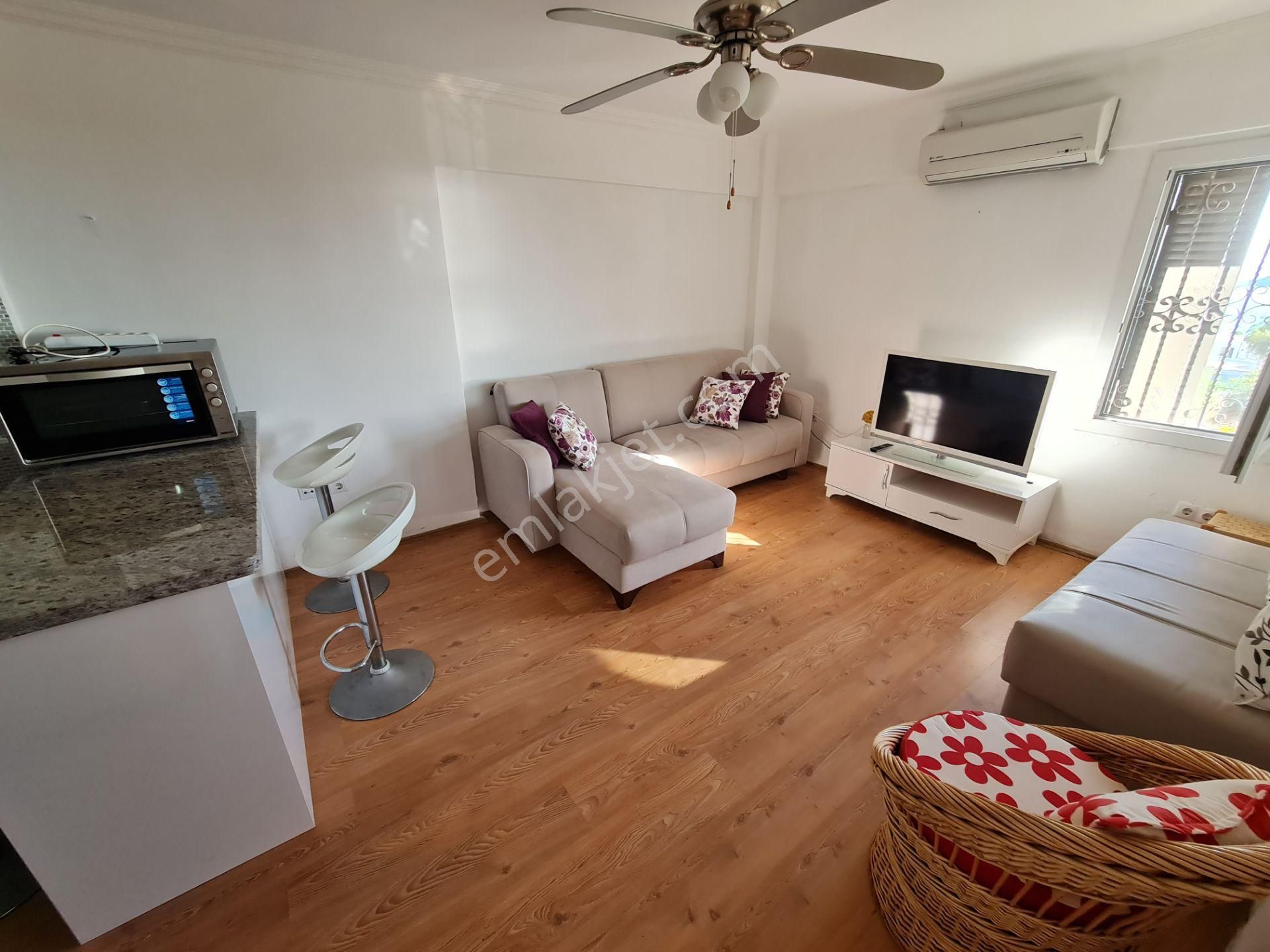 Bodrum Gümüşlük Gümsan 1 Sitesinde Kiralık 2+1 Dubleks Mesken - Görsel 2