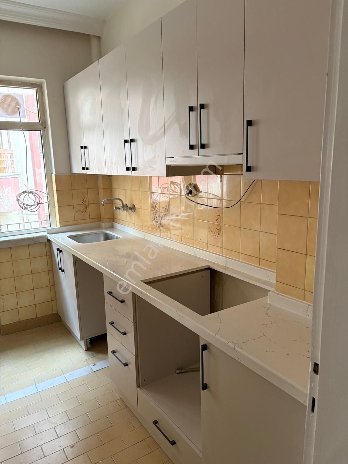 Aydınlıkevler De Empa'dan Okul Yanı Kiralık Daire - Görsel 4