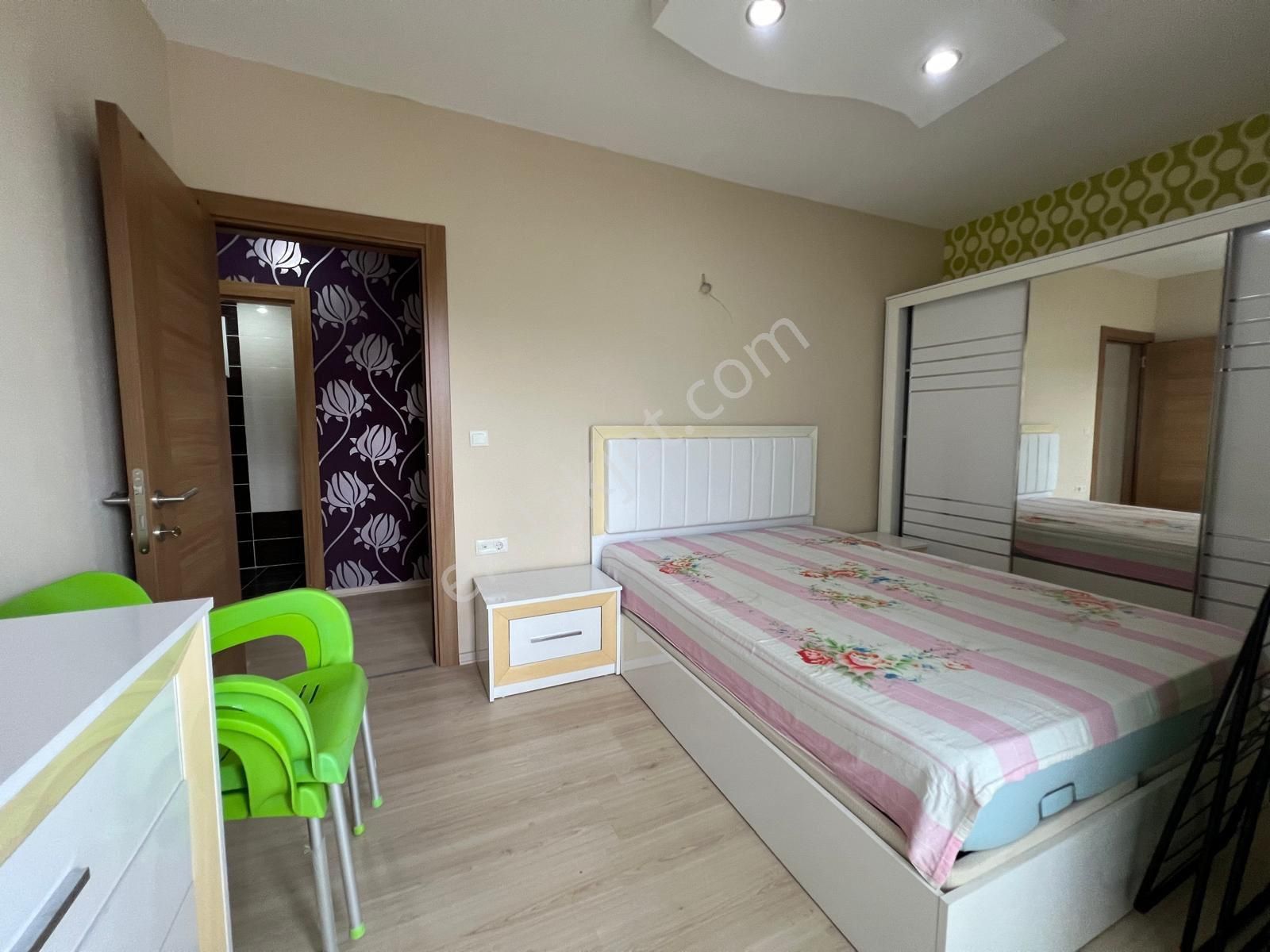 Antalya Konyaaltı Site İçi Katta Full Eşyalı Geniş 2+1 - Görsel 11
