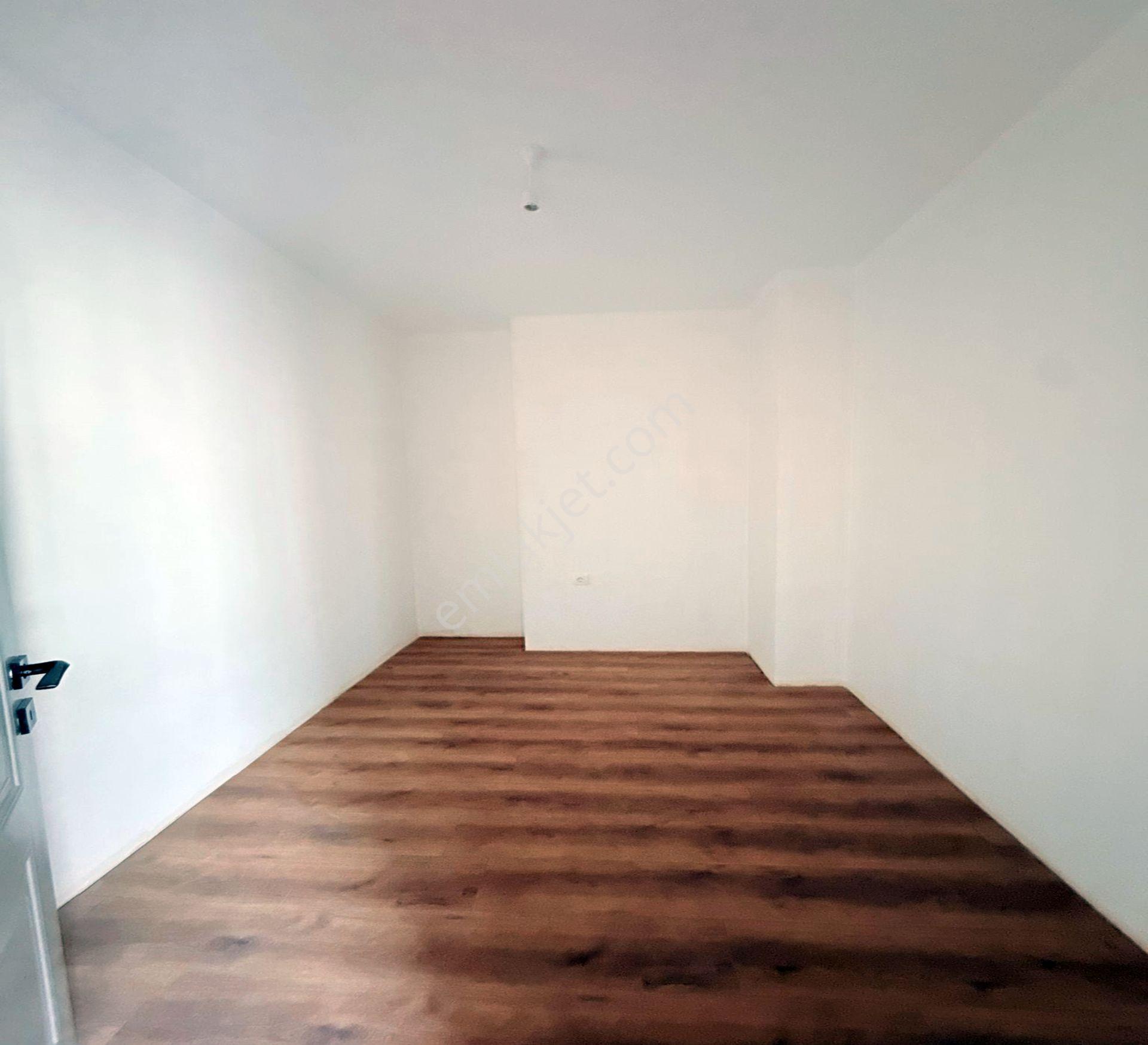 Muhteşem Konumda 3+1 160 M2 Kapalı Ghiyinme Odalı Süper Daire - Görsel 6