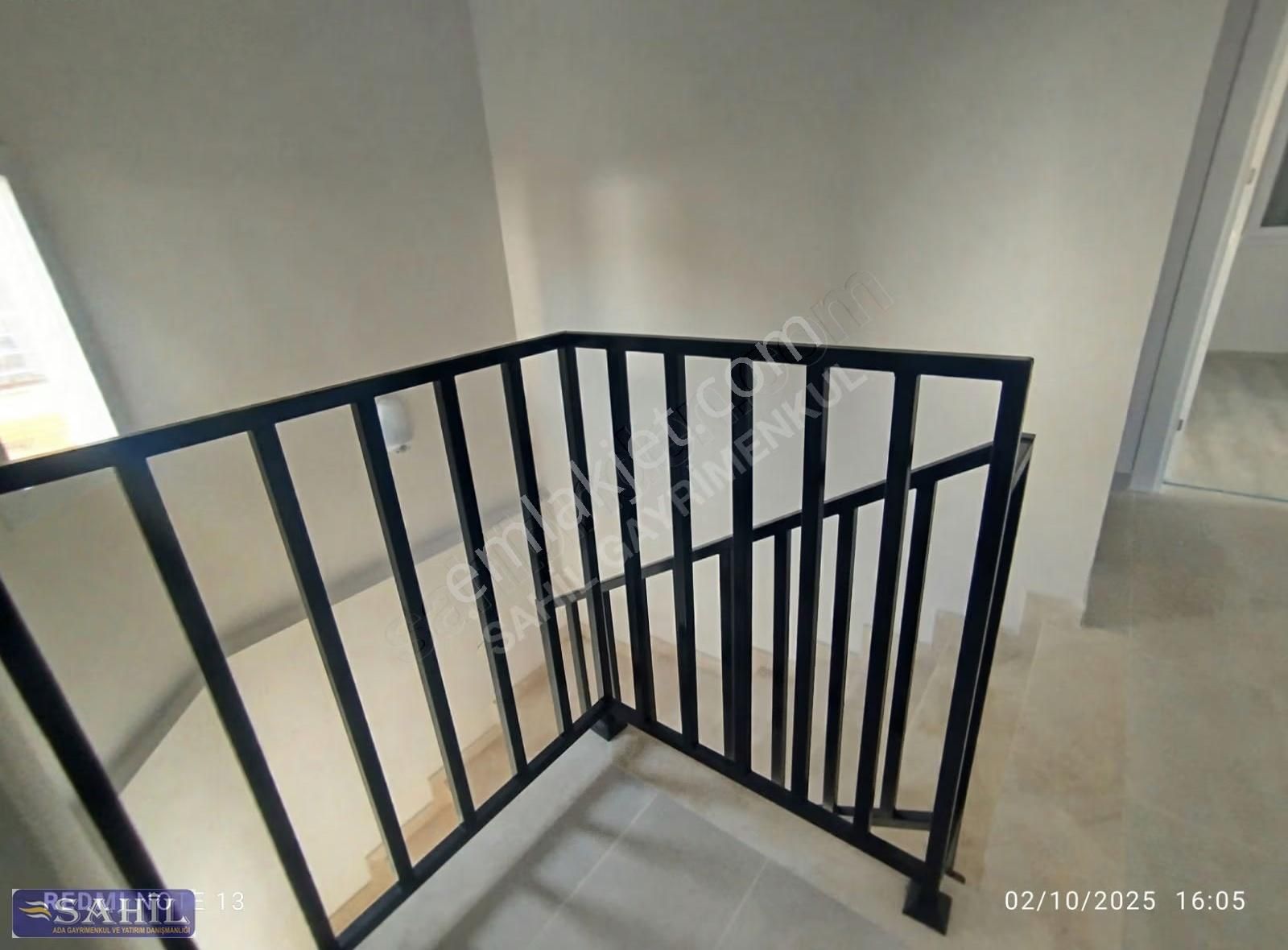 Yatırımlık Fırsat! Güzelçamlıda Geniş Bahçe Ve Müstakil Villa - Görsel 21