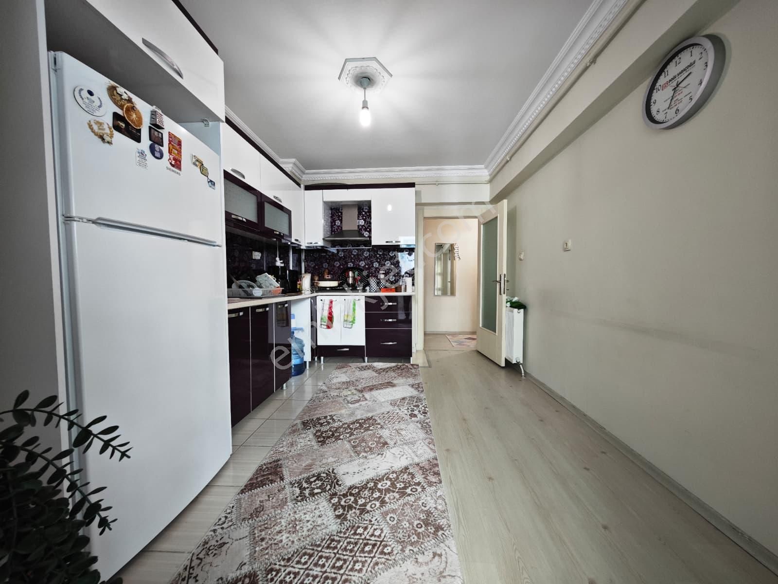 Feridunçelik'te Ada Gross Yakını 3+1 Full Yapılı Satılık Daire !! - Görsel 5