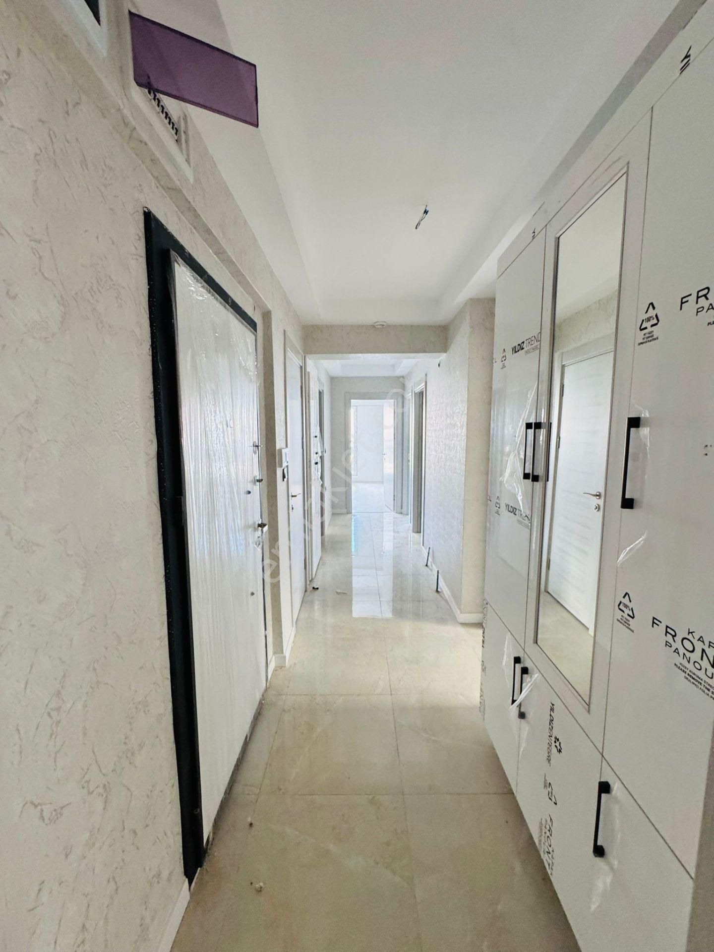 Karapürçek'te Ebeveyn Banyolu Asansörlü 3+1 Satılık Sıfır Daire !! - Görsel 17
