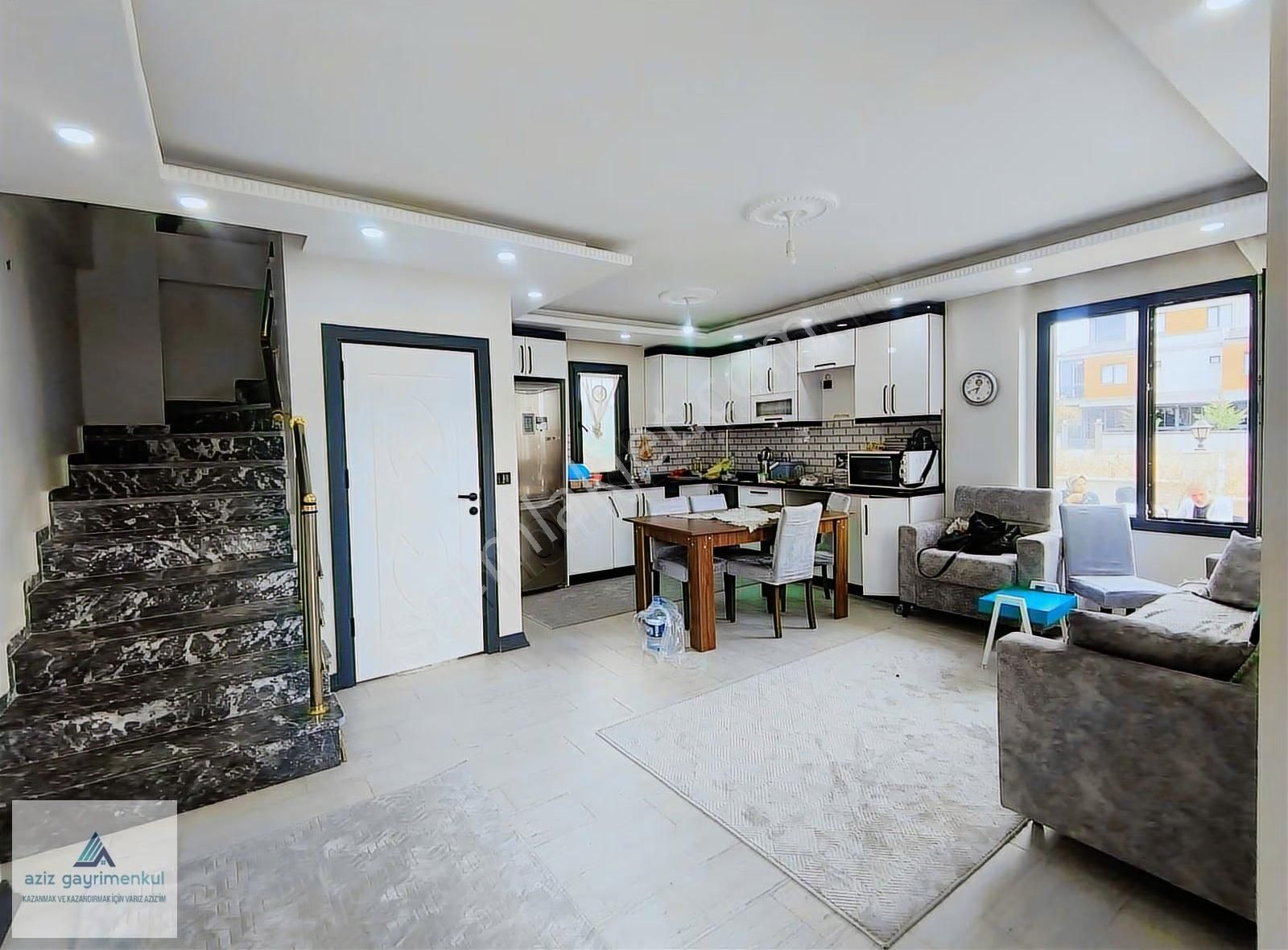 Marmara Ereğlisinde 4+1 Deniz Manzaralı Tripleks Satılık Villa - Görsel 11